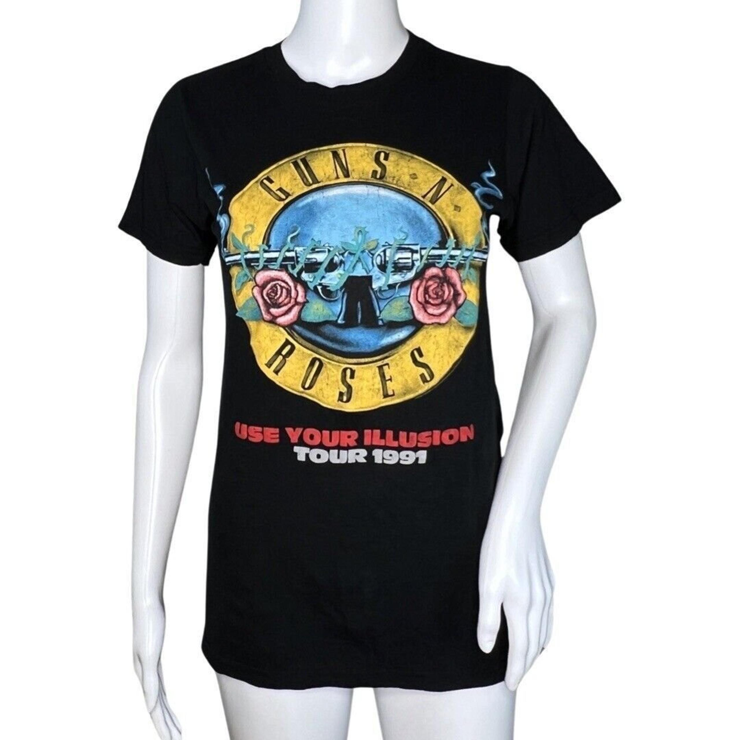 Guns & Roses T Shirt Womens Small Black Bravado Graphic Tee Hard Rock Metal