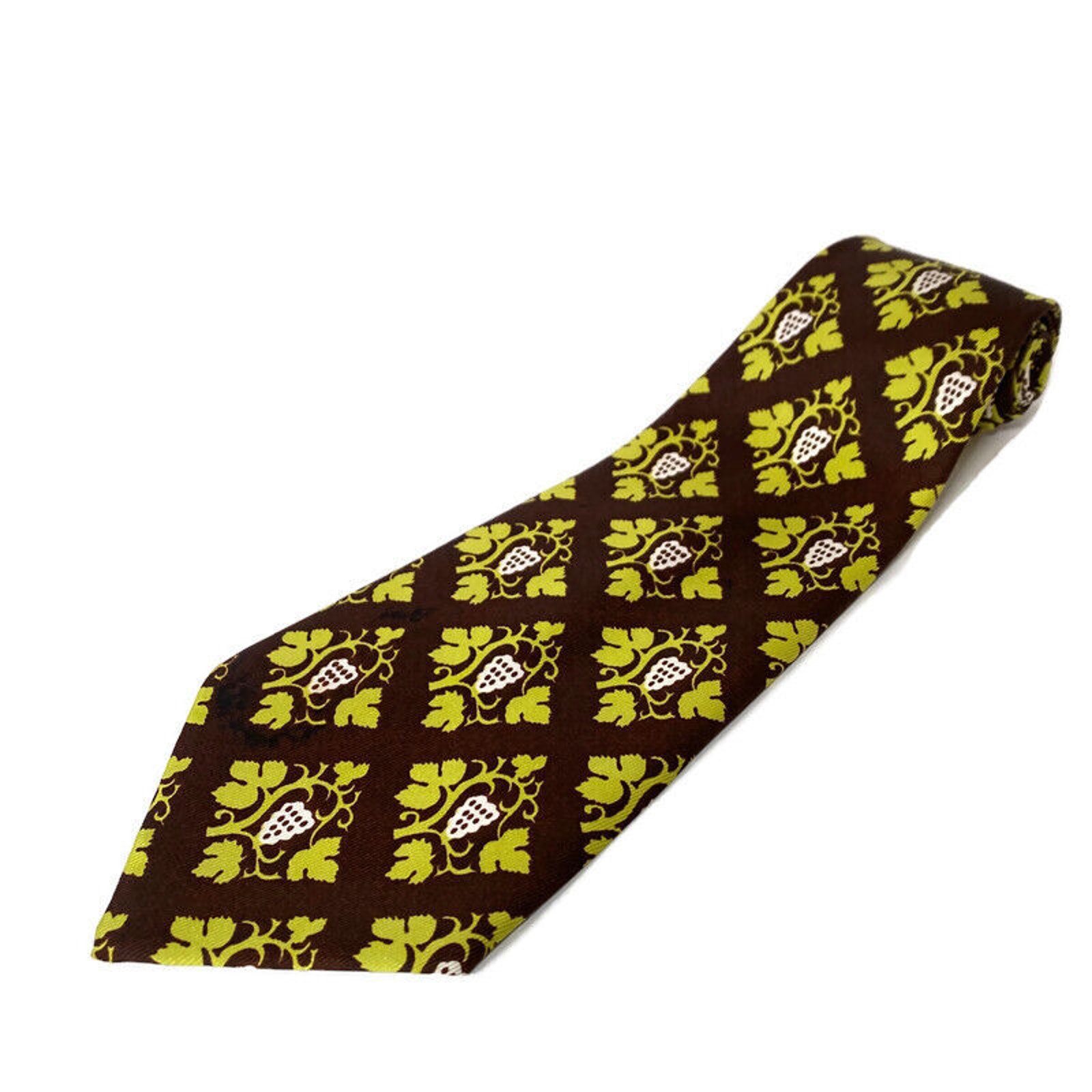 Vtg 70s 60s Wilson Faultless Rayon Neck Tie 52 Brown Green Grape Vineyard