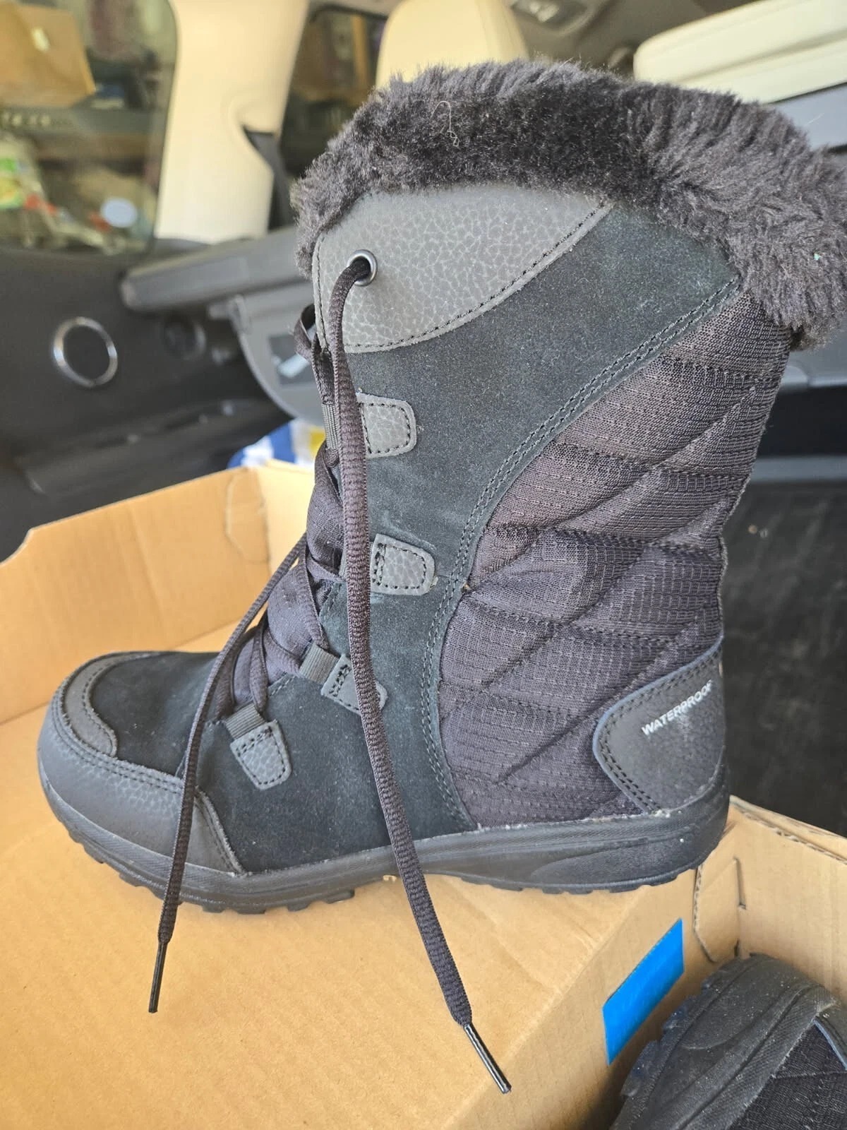 Colombia Ice Maiden II Snow Boots Size 7 Womens