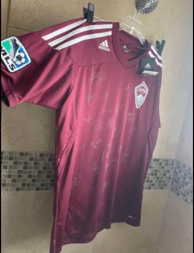 New colorado rapids soccer jersey Y XL