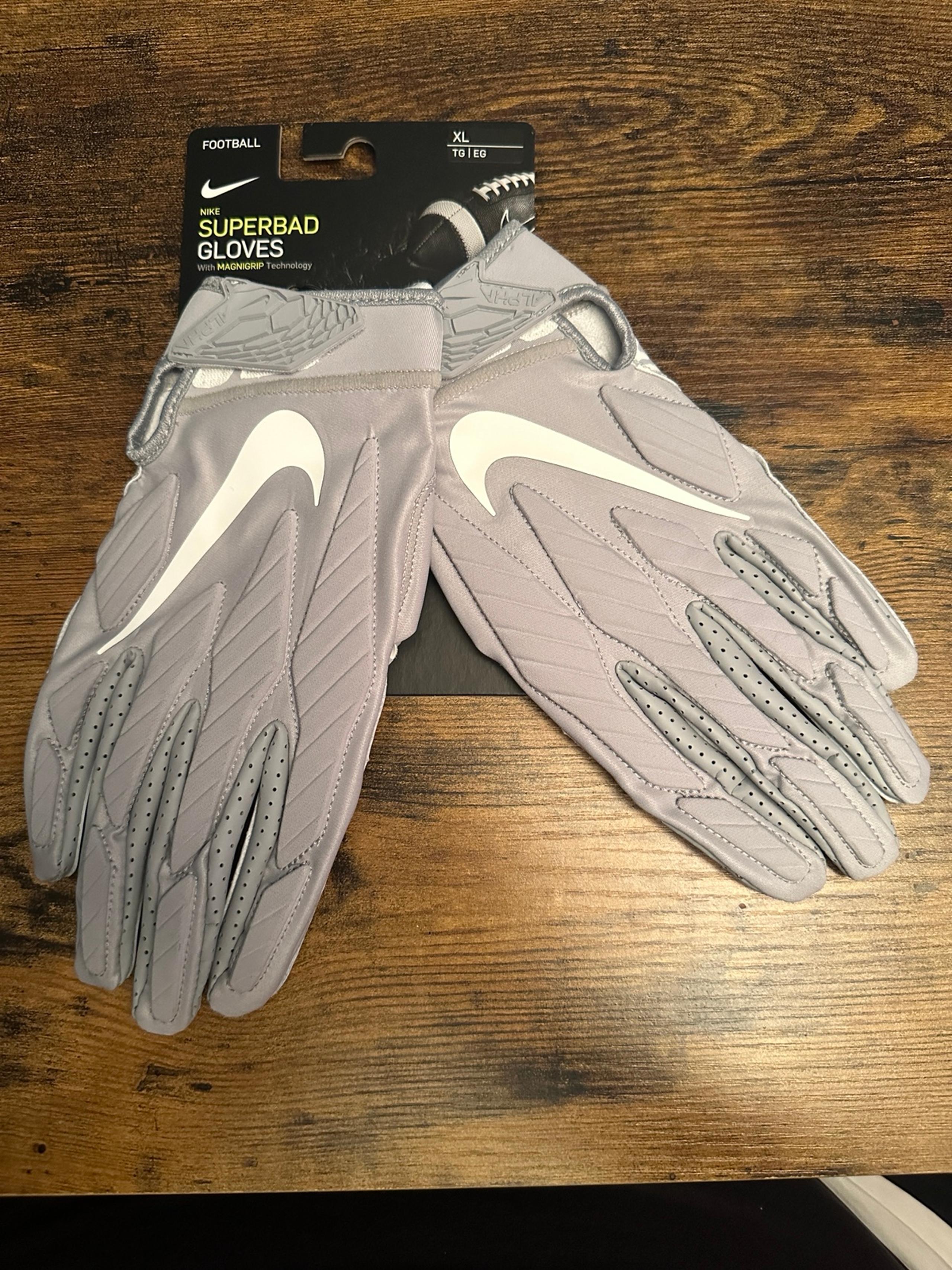 Nike FOOTBALL Men's Magnigrip Technology  Receiver Gloves, XL - Gray CJ9339-015