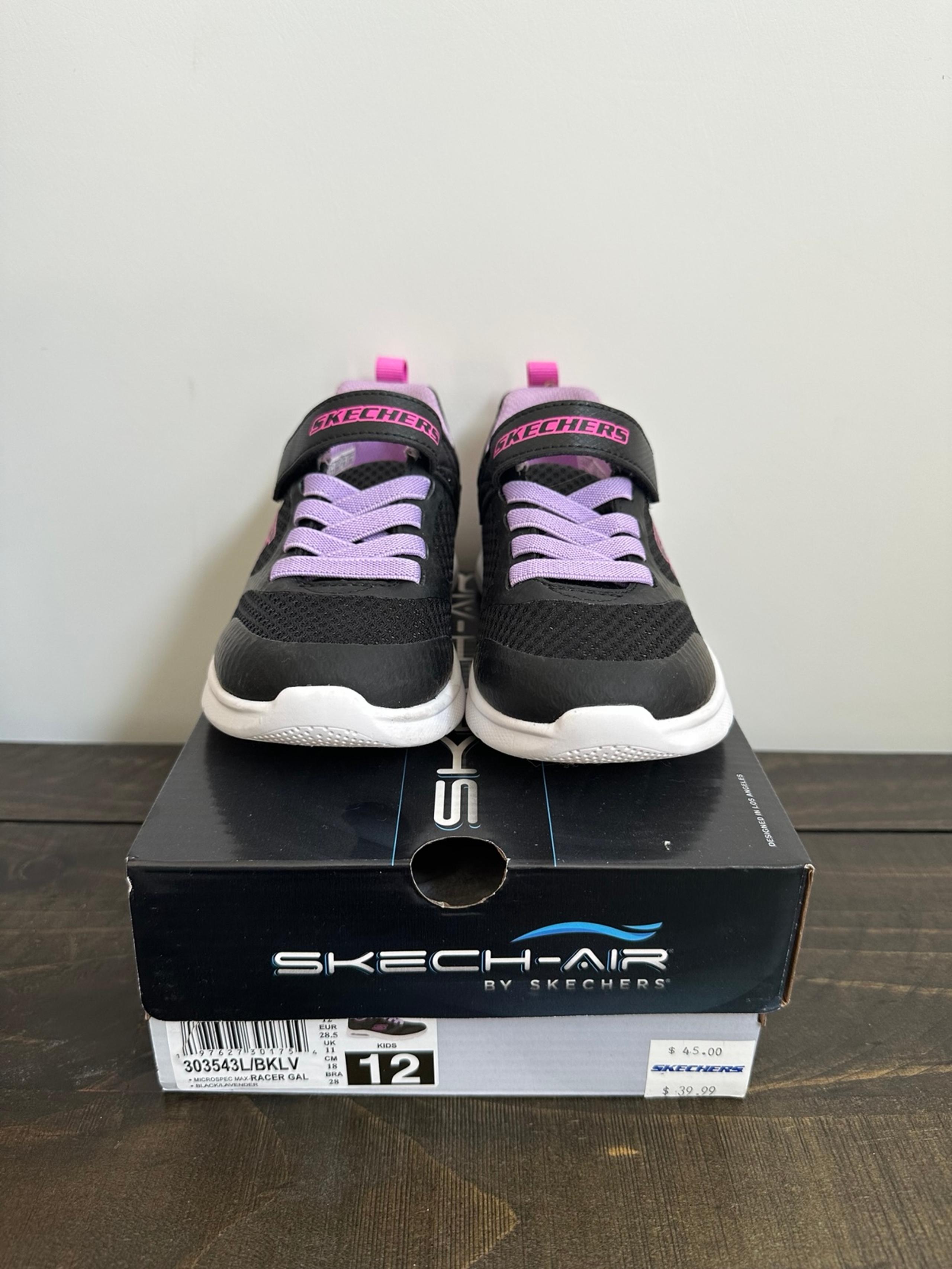 *Back to school*Girls black and purple Sketchers