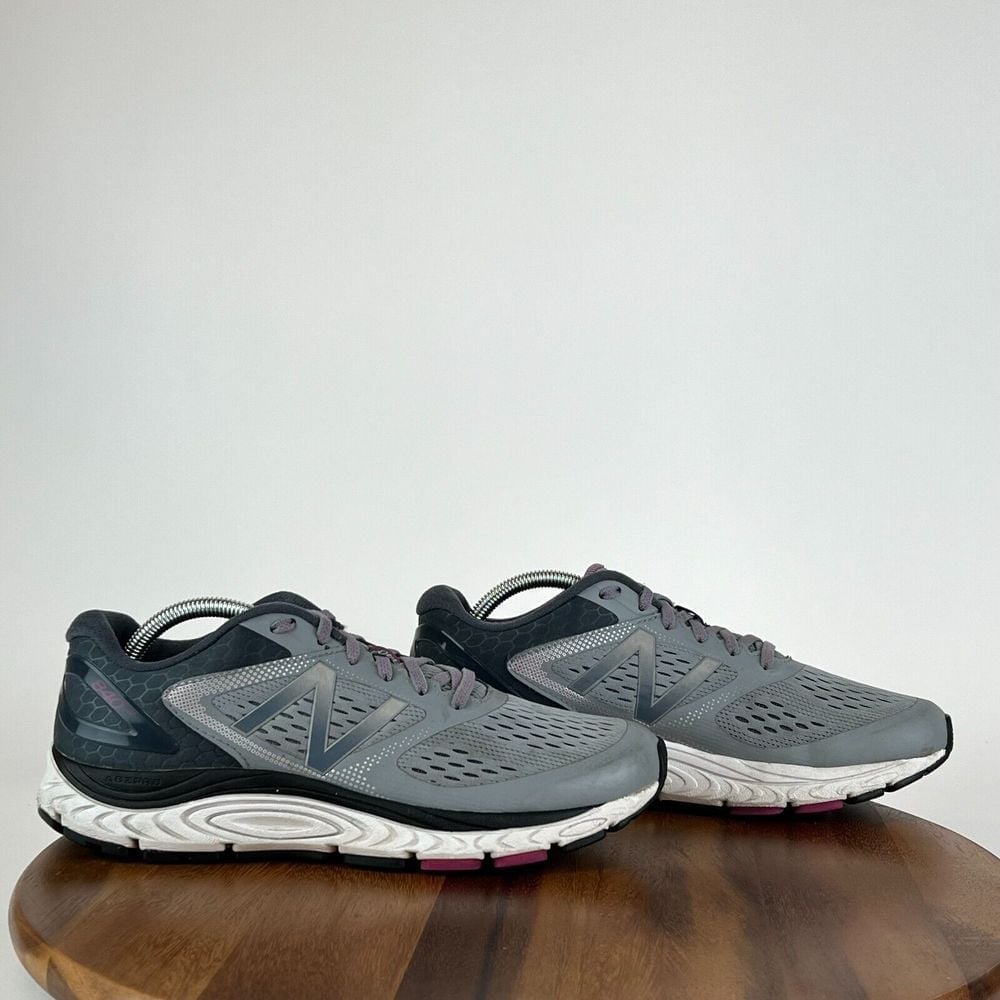 Womens New Balance 840v4 Gray Comfort Athletic Shoes Sneakers Size 11.5 B GUC
