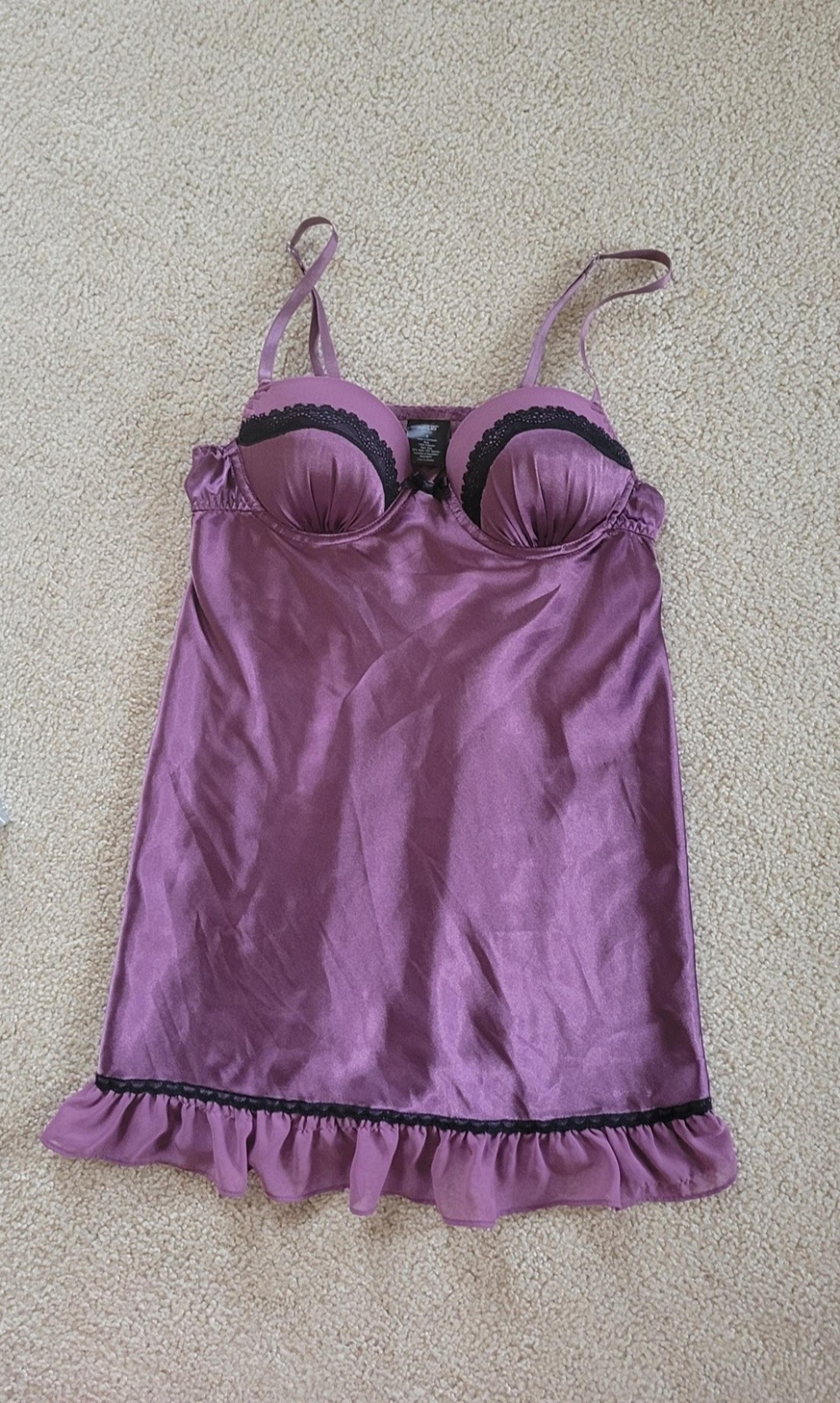 Women's small Apt. 9 purple w/ black lace Short Baby Doll Gown underwire Padded