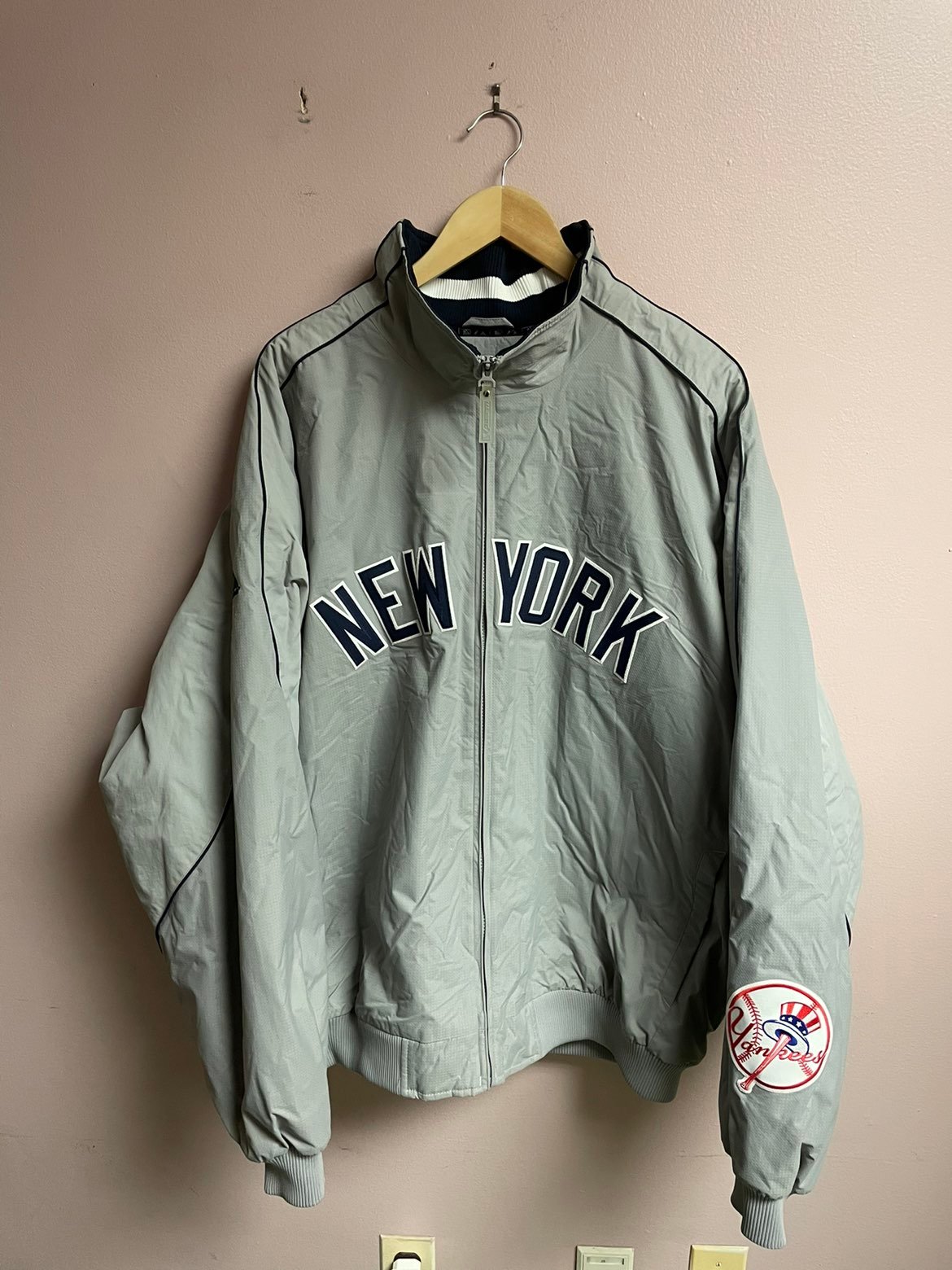 Authentic yankees on sale jacket
