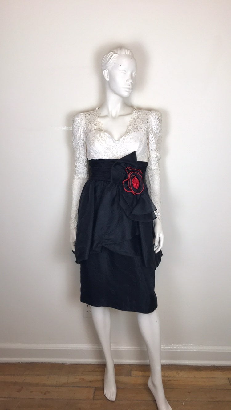 Vintage 80s Ann Hobbs taffeta lace dress