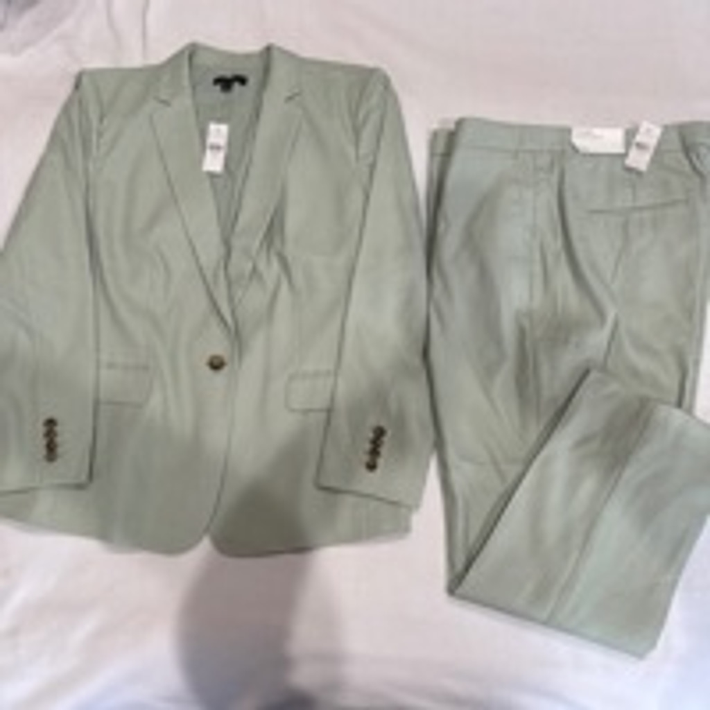 Women's Ann Taylor Pant Suit, Sage Green, Size 18