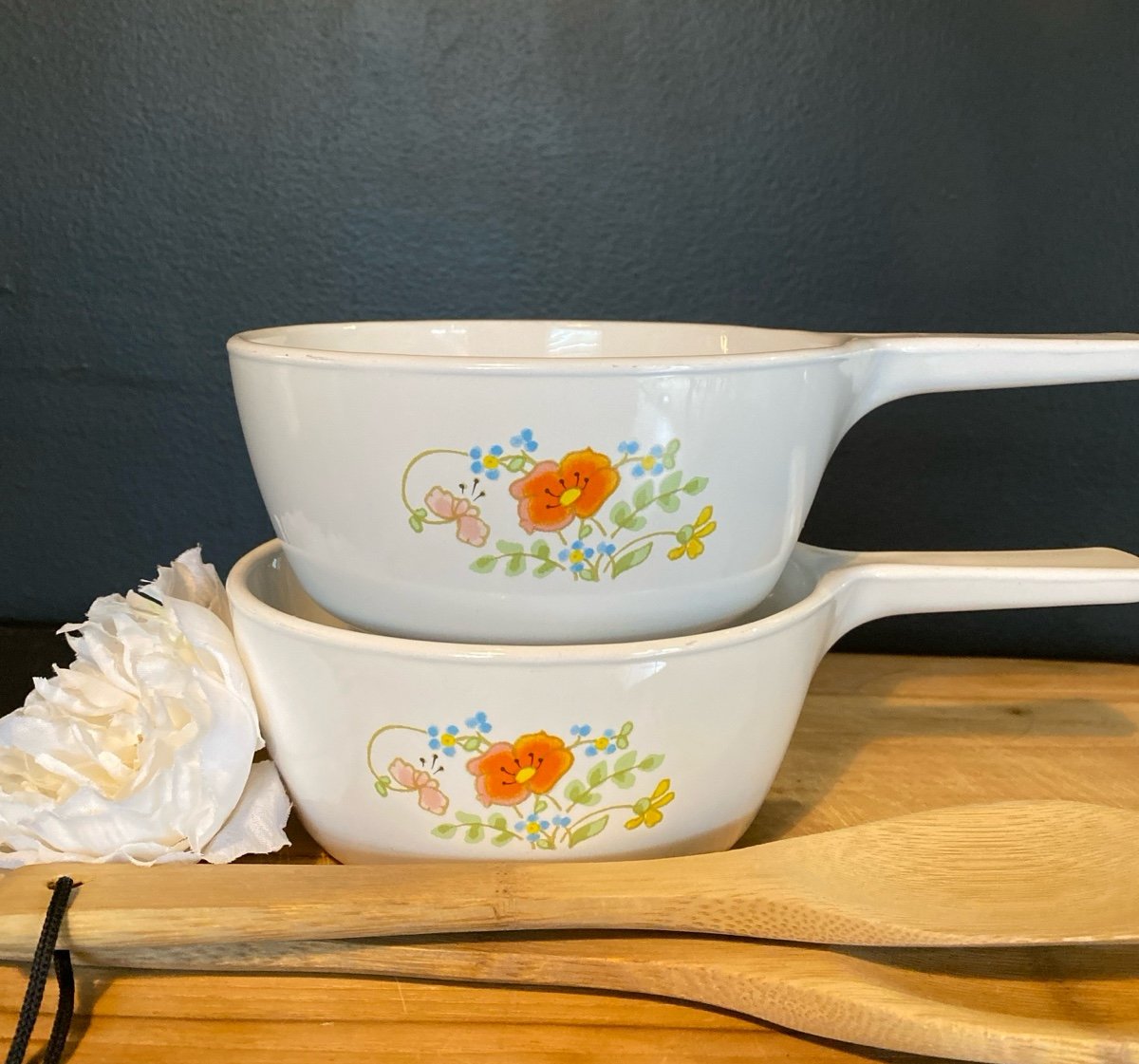 Vintage CORNING WARE “WILDFLOWER” 750ML SAUCE POTS-SET OF TWO