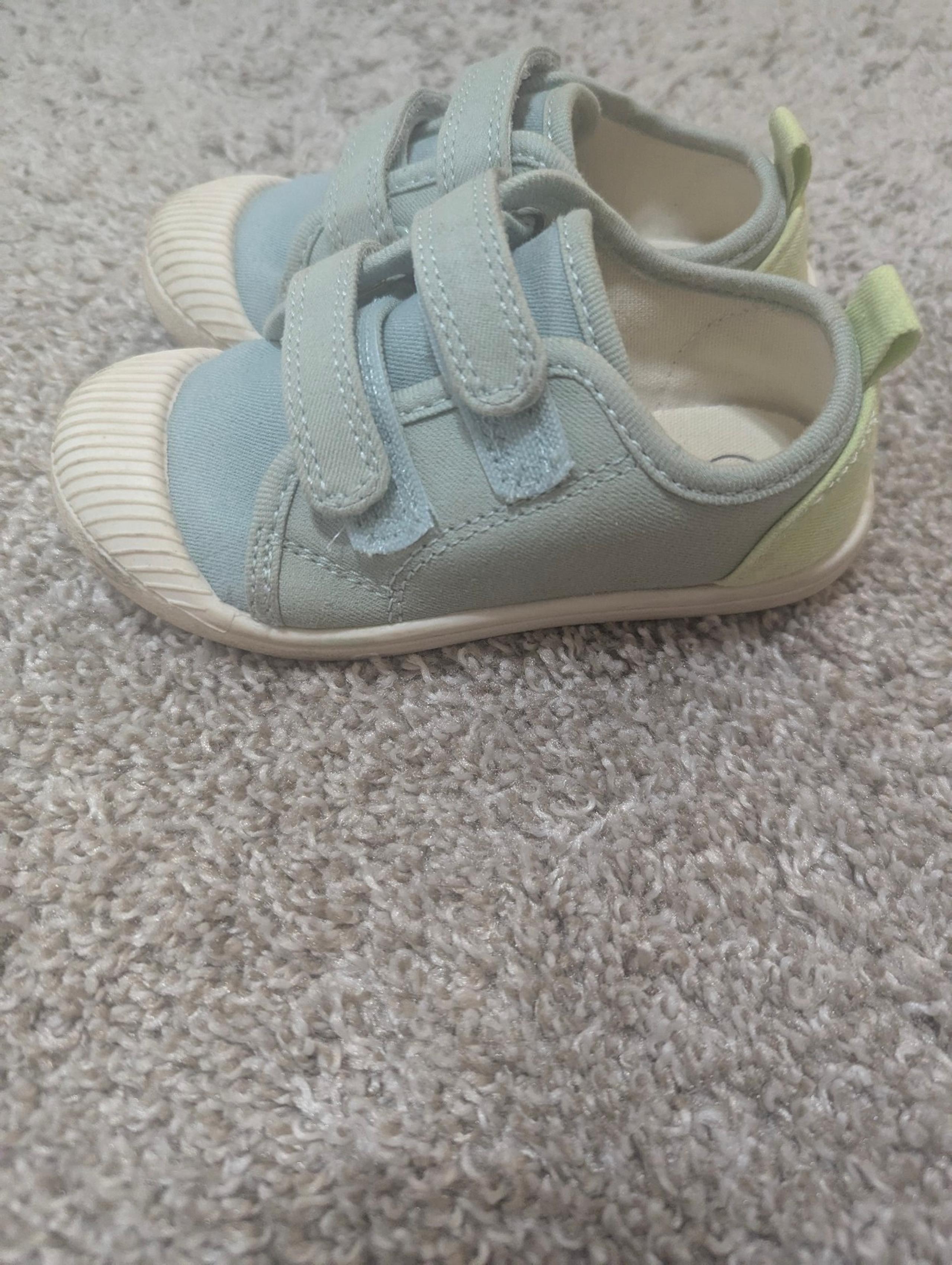 Cat & Jack Velcro Shoes