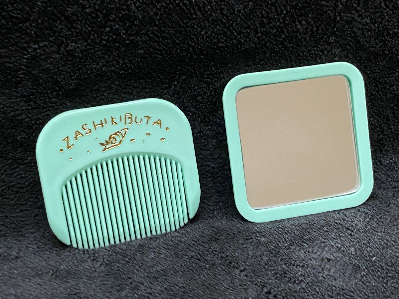 1991 Sanrio Zashikibuta Mini Mirror and Comb Set