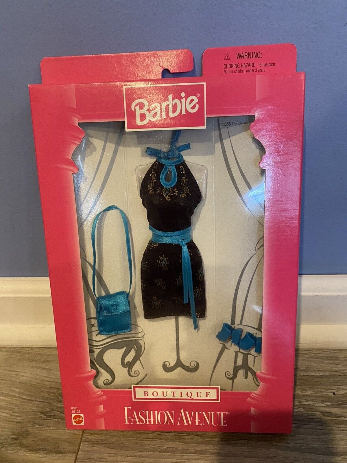 1998 Barbie Fashion Avenue Boutique #18126 Black Blue 2-Piece Skirt Mattel