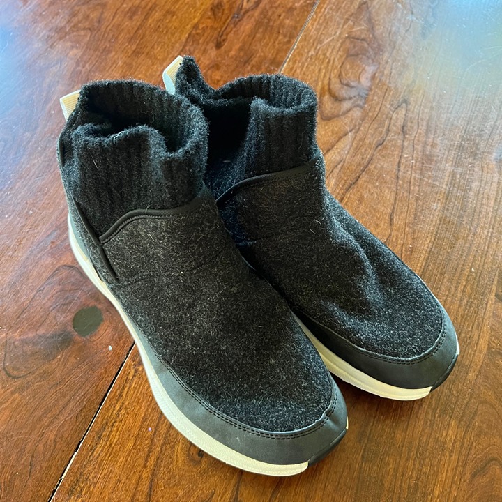 Merrell Womens Cloud Renew Bluff Wool Pull-On Ankle Boot- sz. 9.5