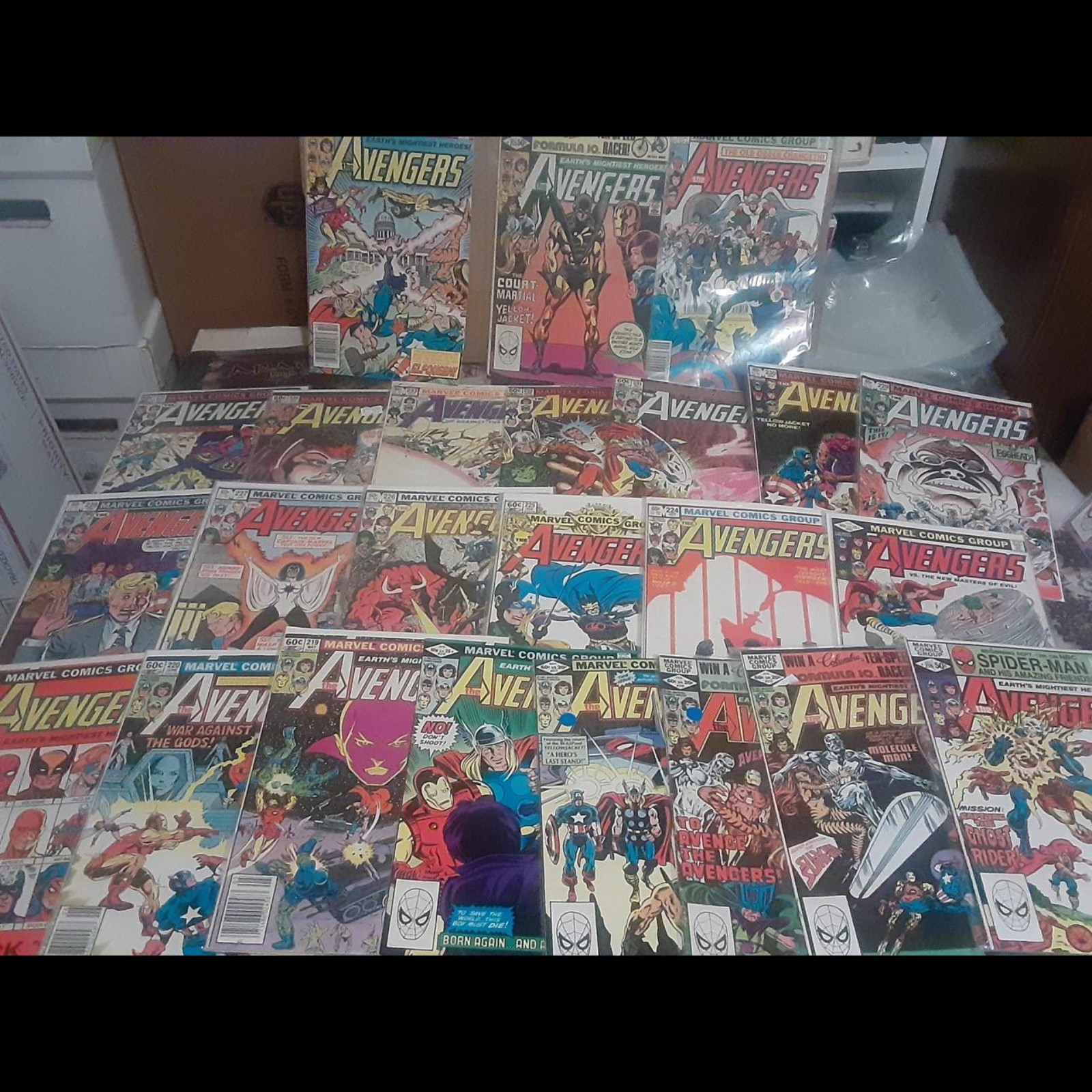 Avengers Marvel comic lot 211-235 Jim Shooter,  Hank Pym abuser issue, Tigra