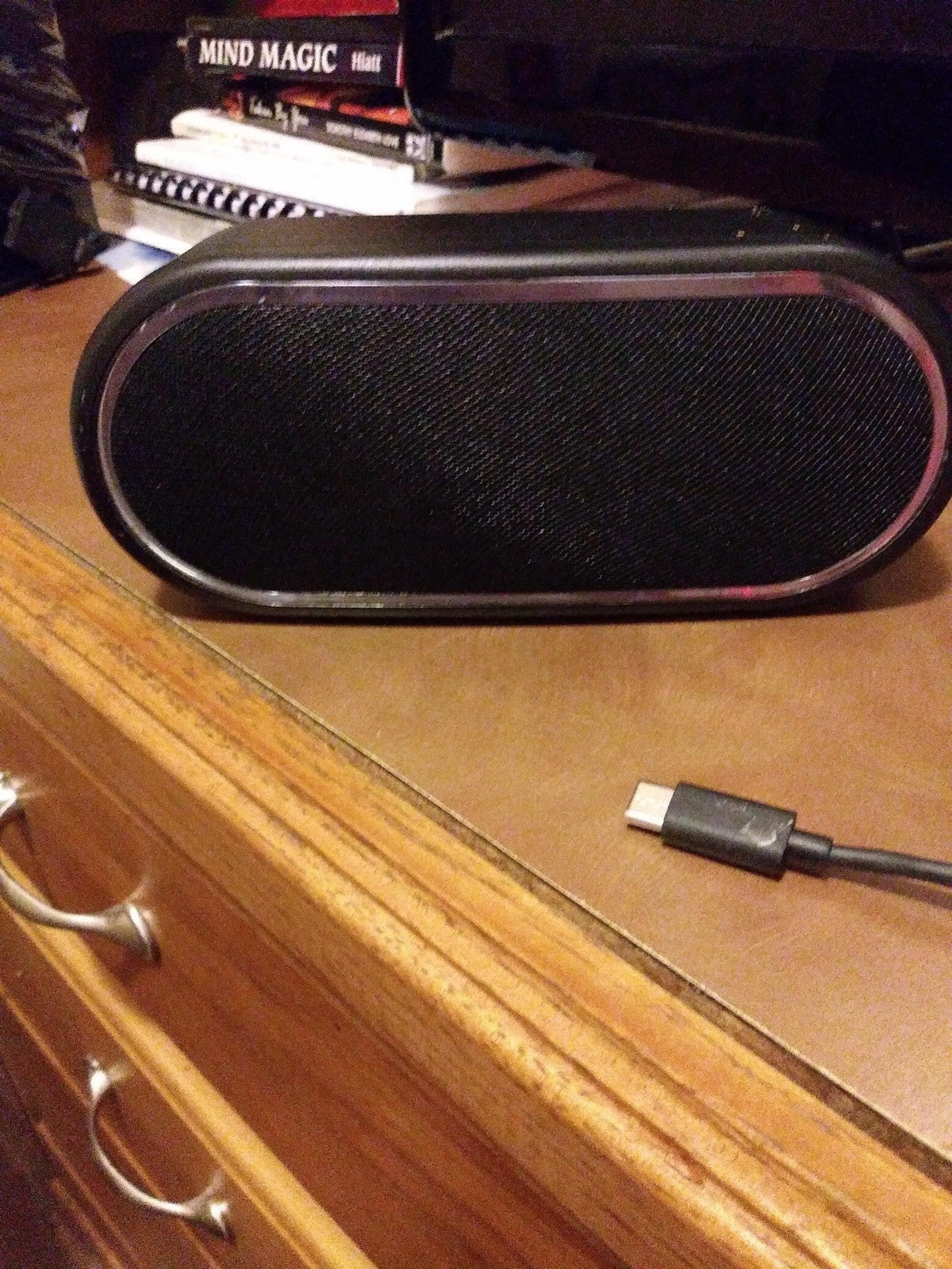 Polaroid Bluetooth speaker
