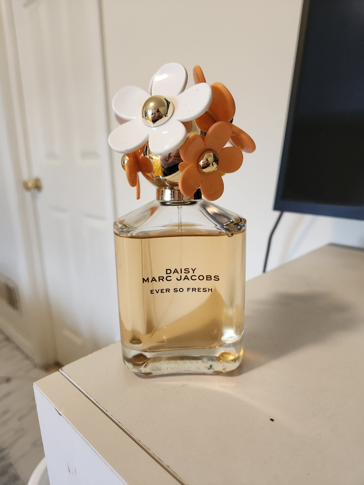 Marc Jacobs Daisy Ever So Fresh 4.2 oz Eau De Parfum Women's 125ml