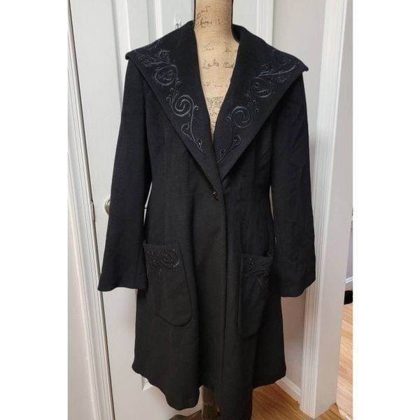 St. John Wool/Cashmere Opera Crystal Embroidery Coat 12
