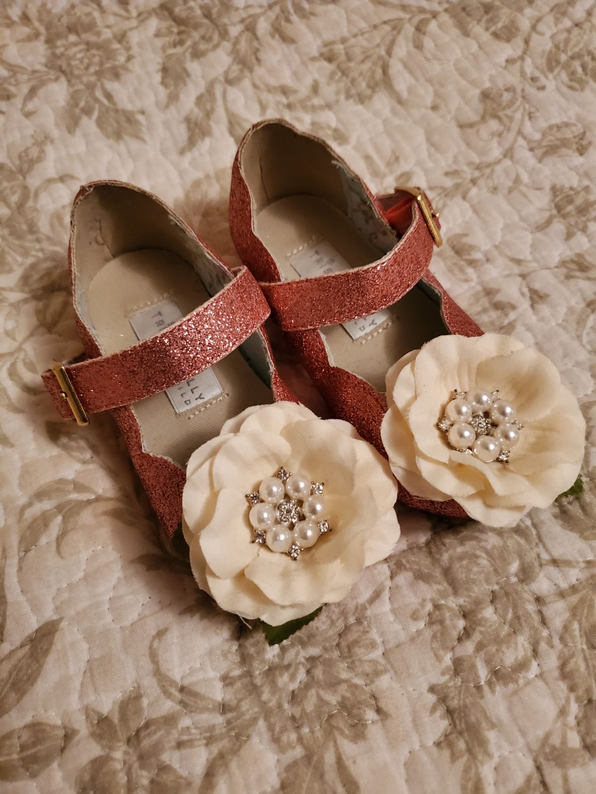 Toddler dress-up shoe bundle size 6