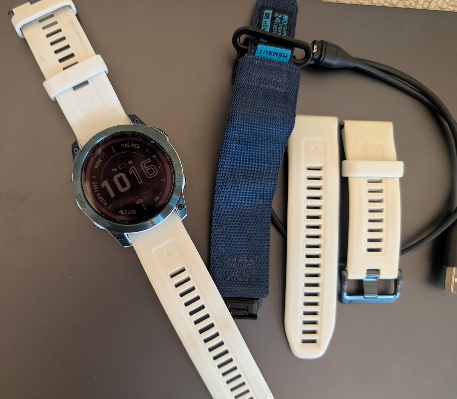 Garmin Fenix 7X Sapphire solar.