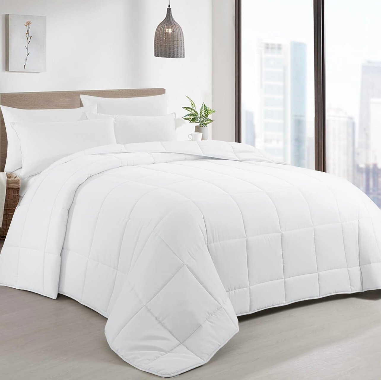 HOMBYS Oversized King Comforter 128x128, Lightweight Quilted Down, White - NWT
