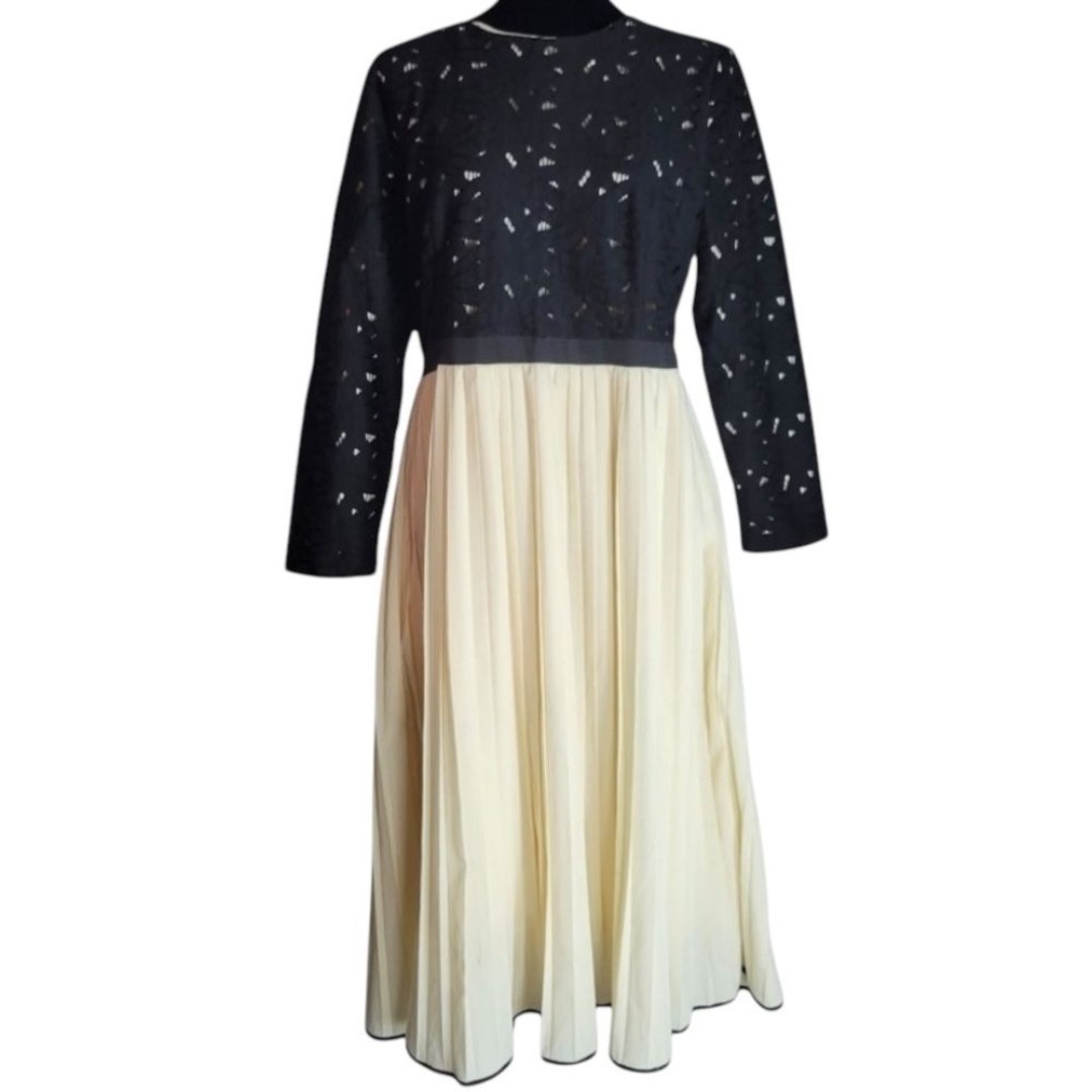 Dainty Jewells Lace and Pleated Skirt Midi Dress