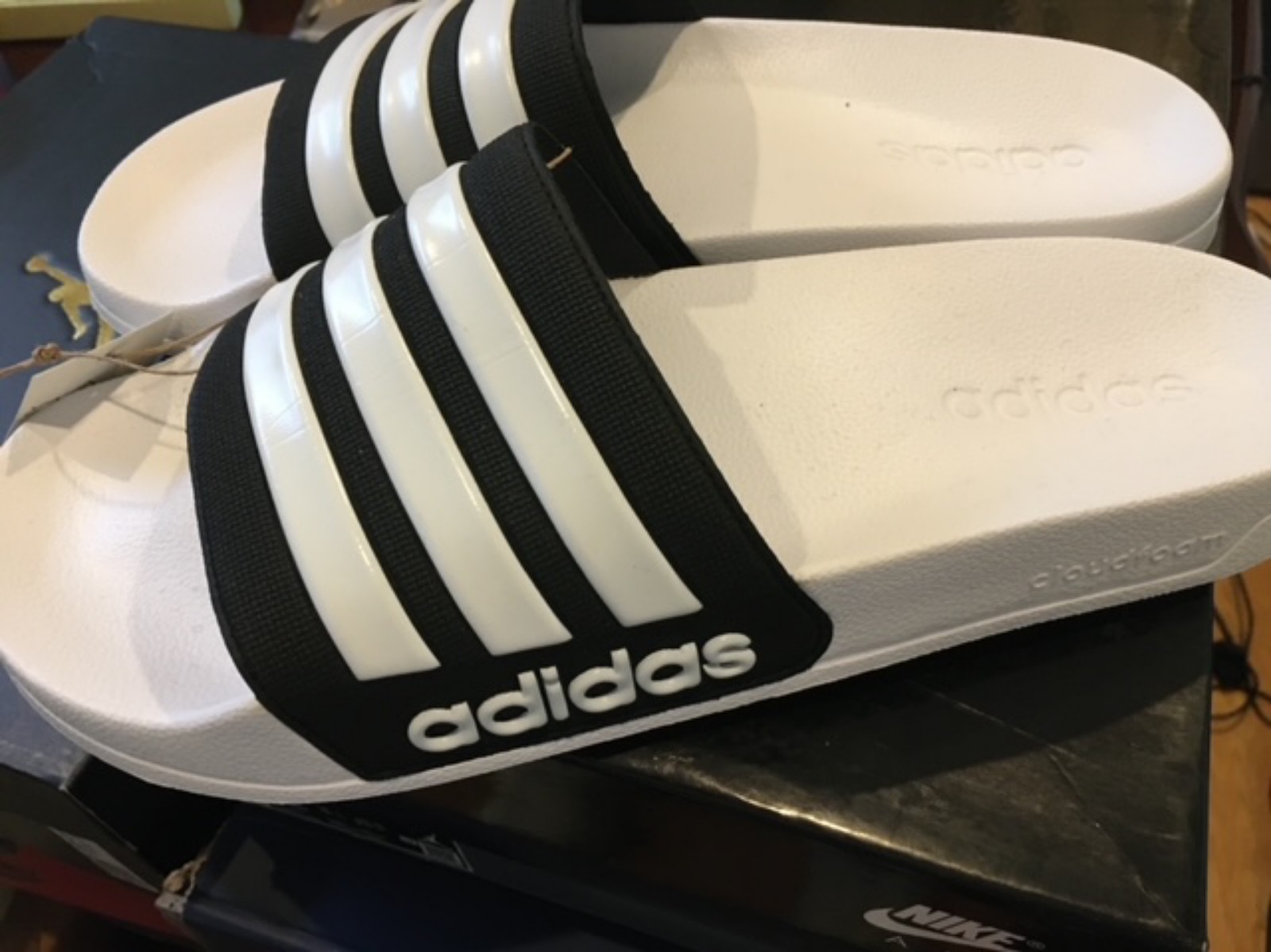 Adidas 3-stripes slides sz 8