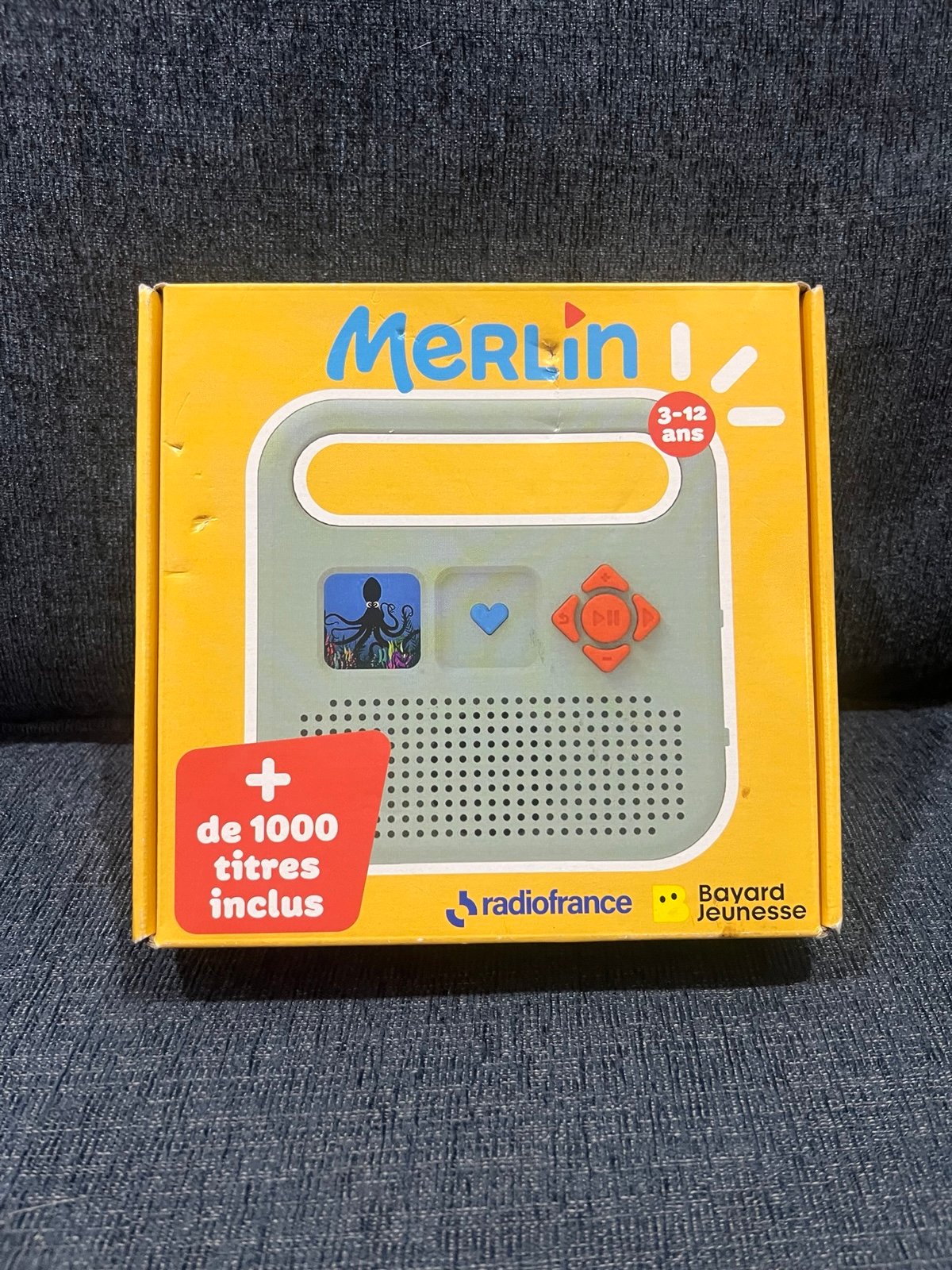 Merlin - Speaker for Children, Almond Green learning French