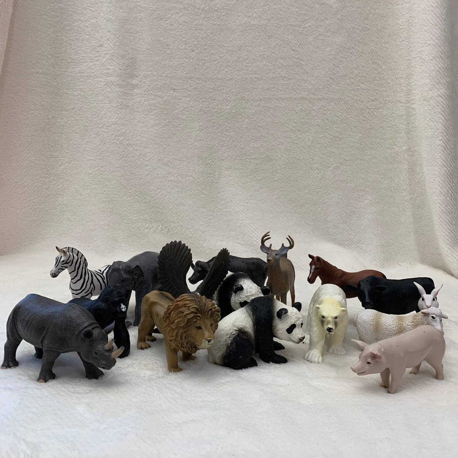 16 Terra Battat animals