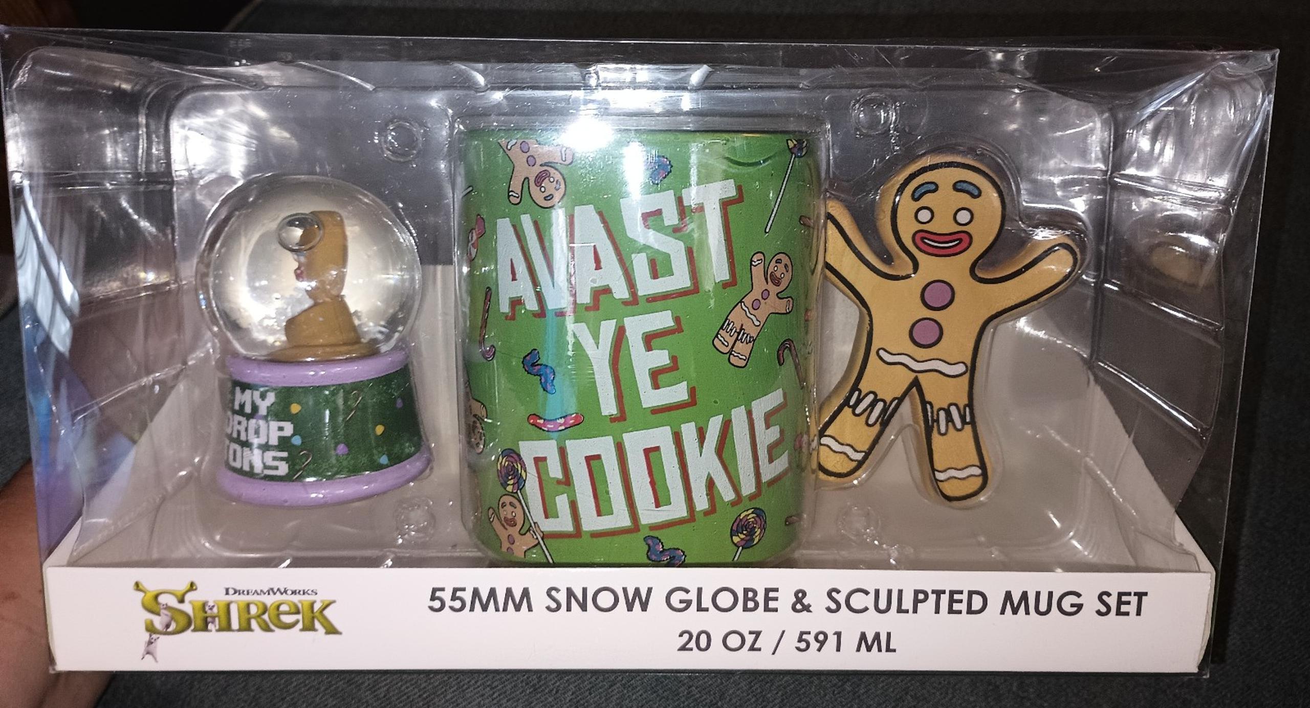 Shrek DreamWorks 20oz Sculpted Mug & Snow globe Set Christmas New