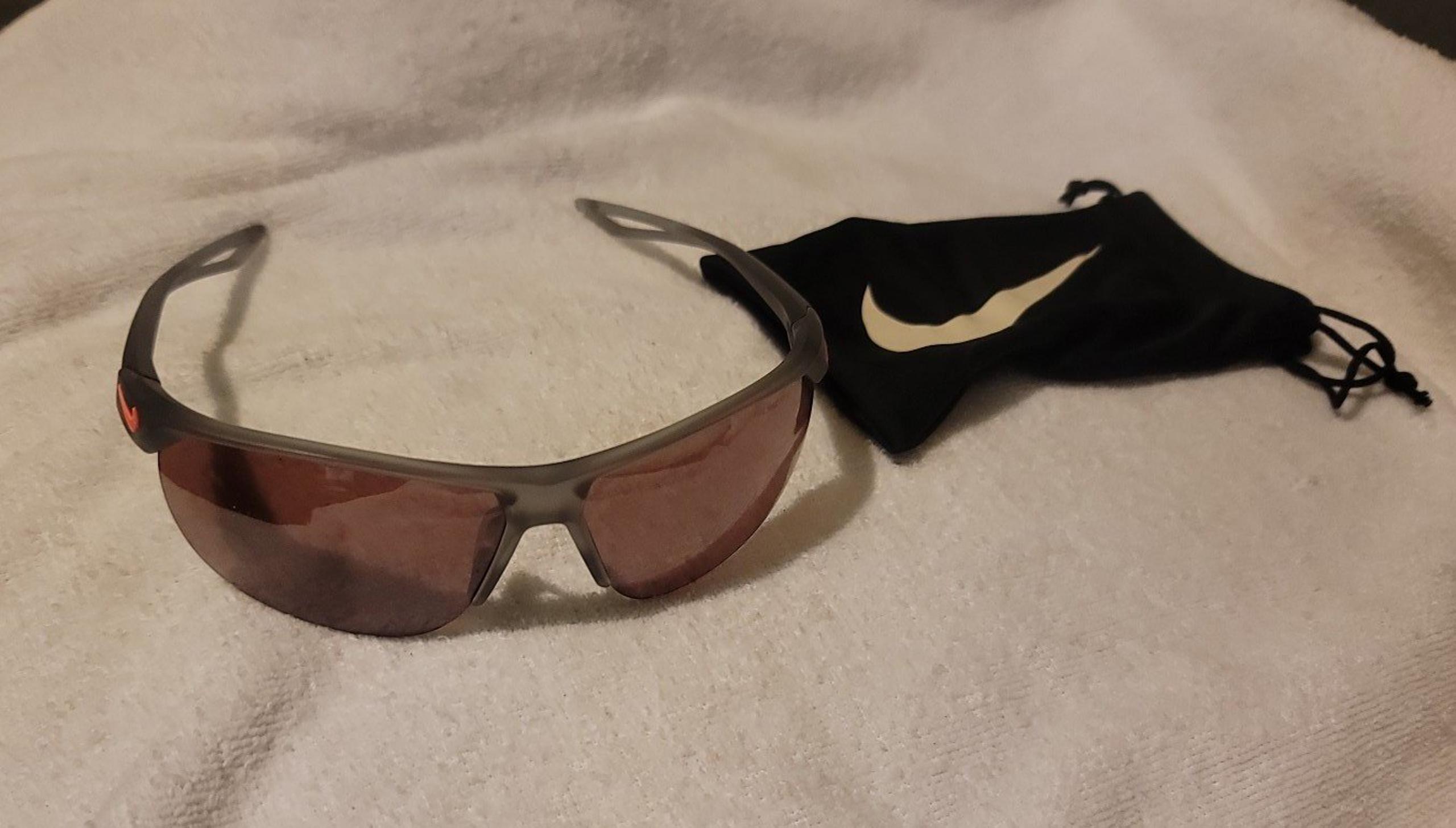 Nike Mens Cross Trainer Sunglasses -Wolf Grey/Silver Mirror EV0937 010