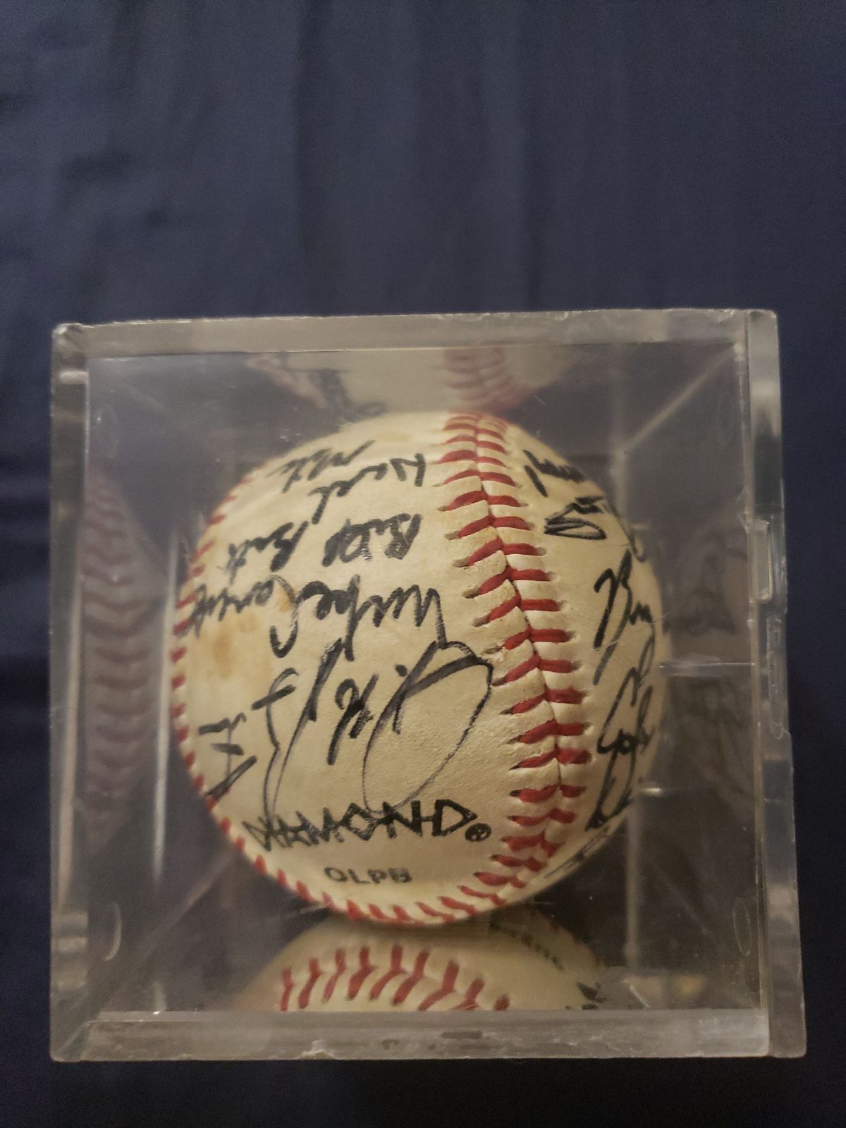 Team autographed 1990 Cincinnati Reds Wo