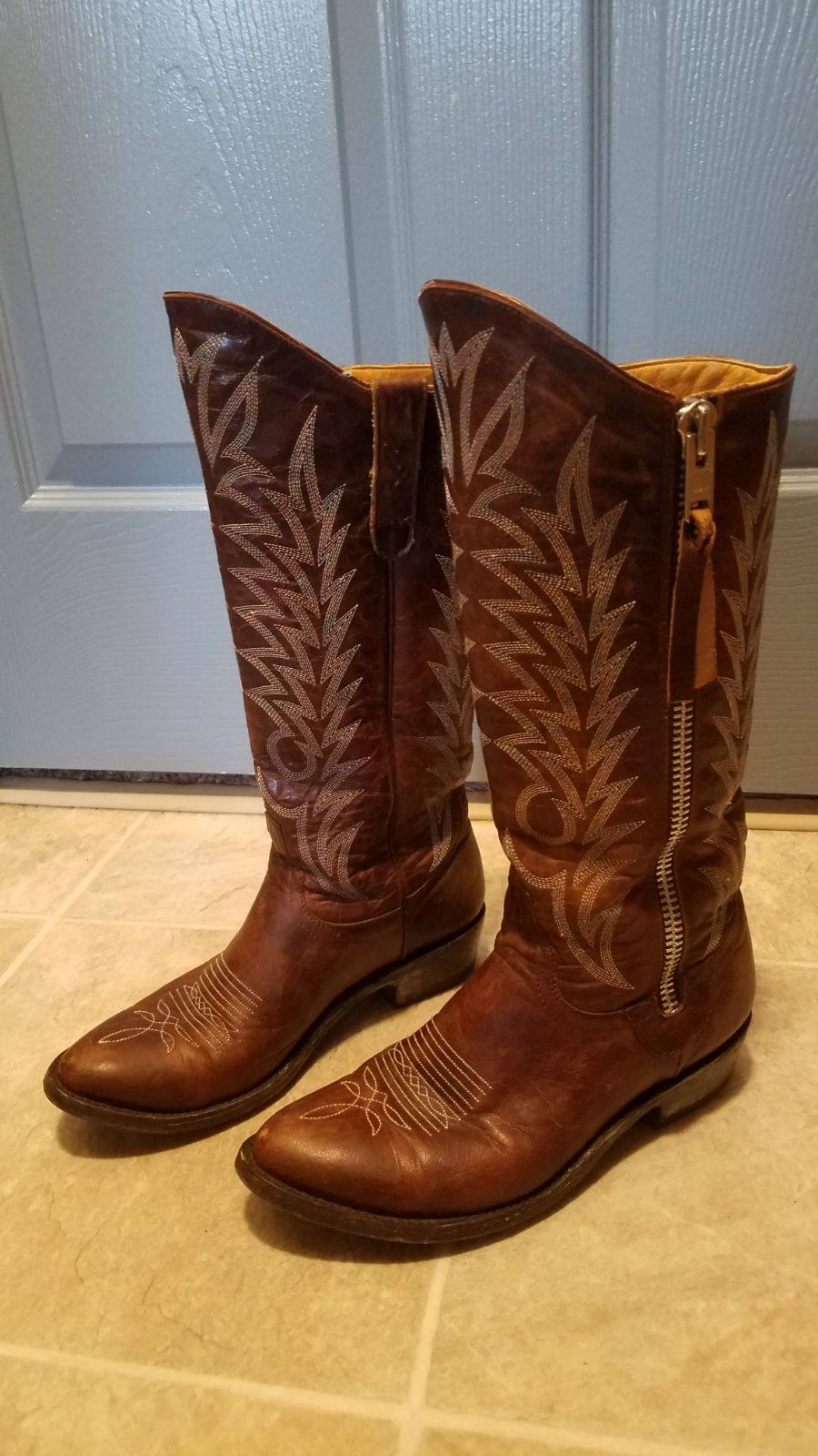 womens cowboy boots