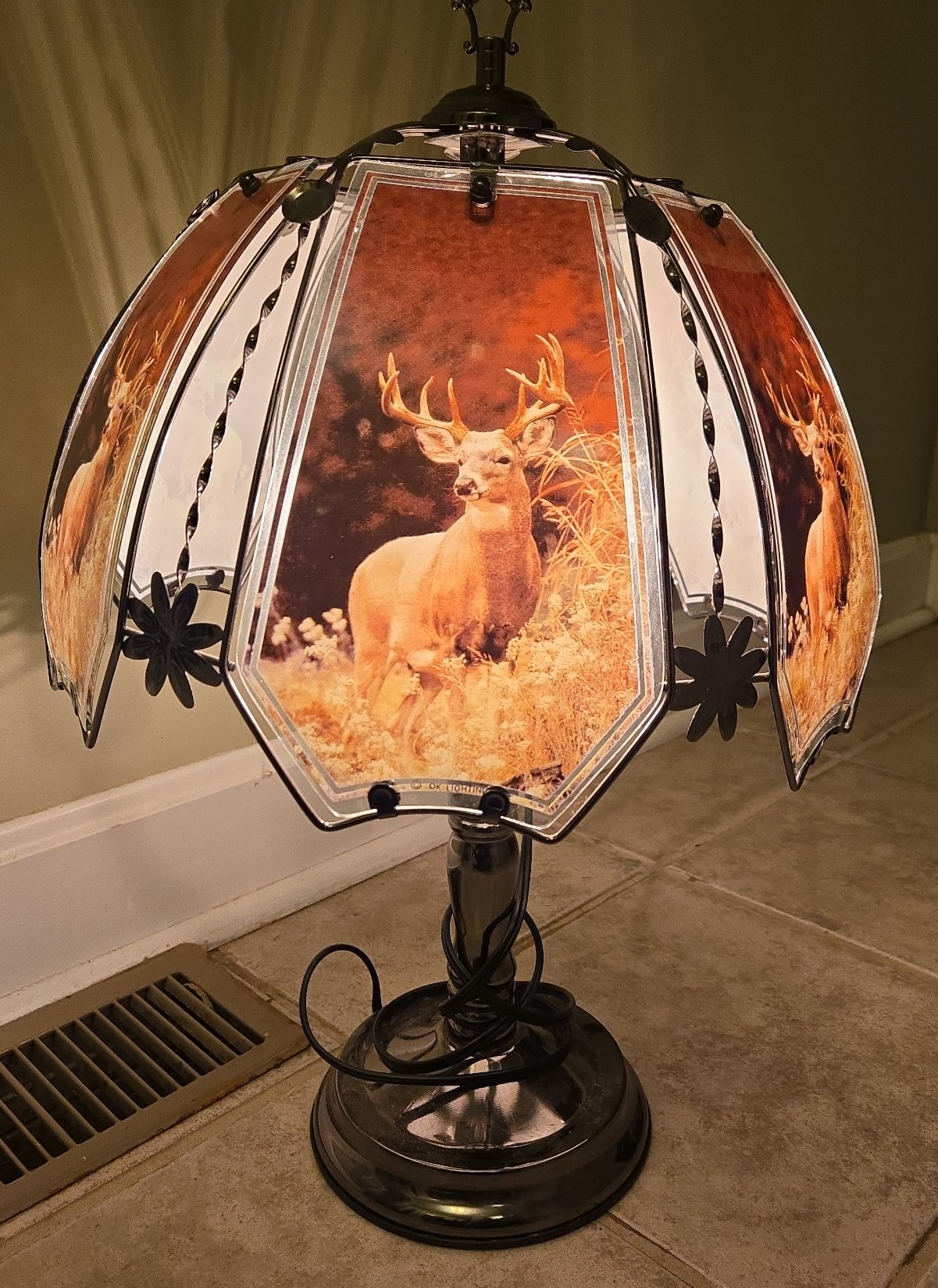 Deer Touch lamp with glass panels
