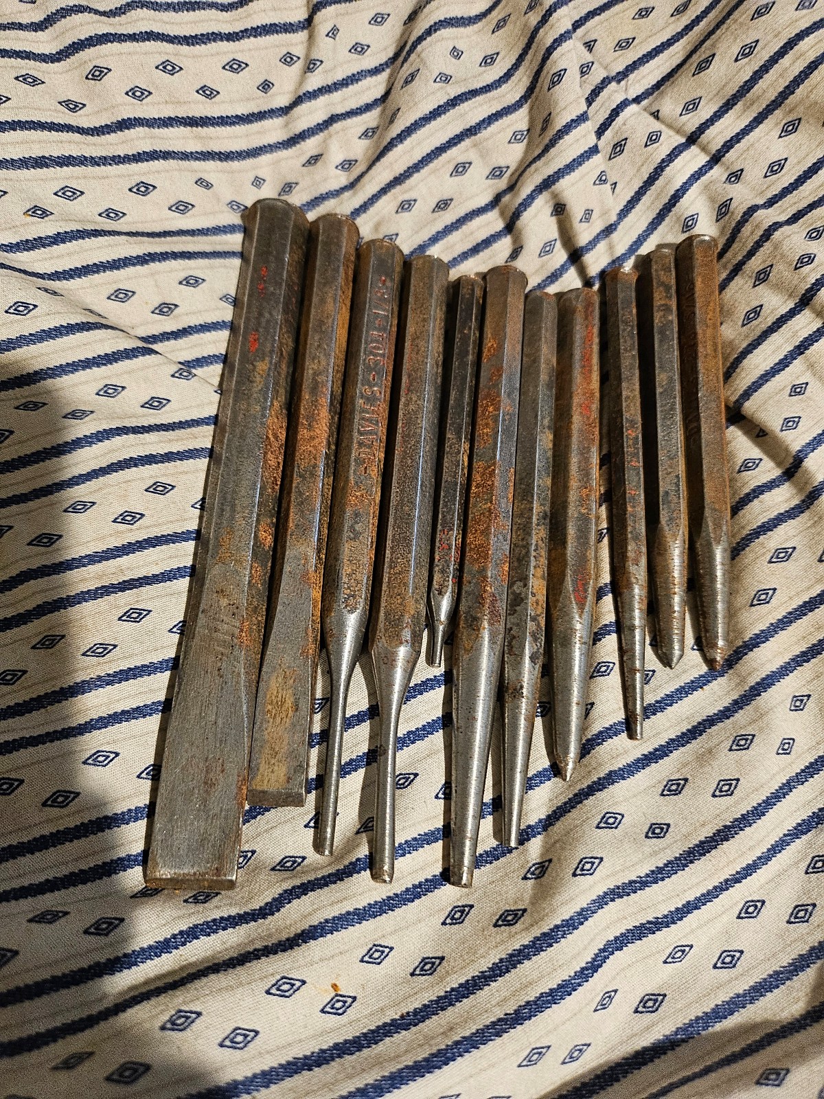 Vintage Davies punch set 11 count