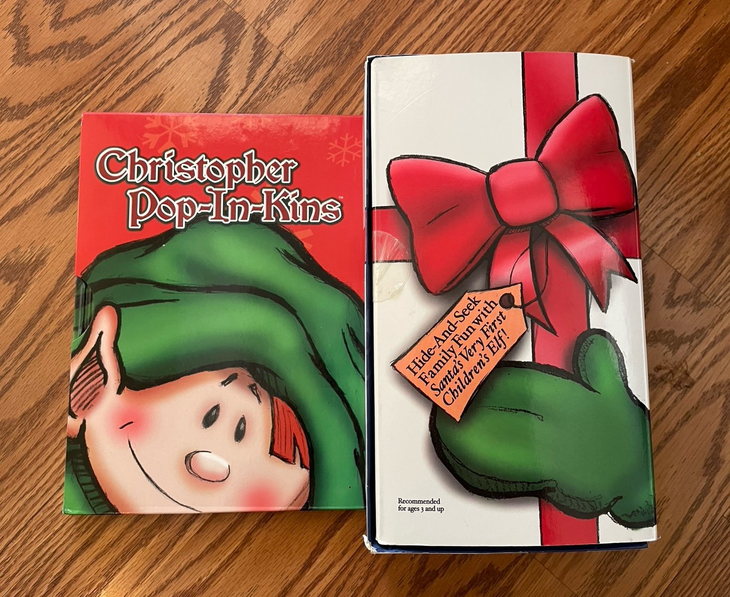 Christmas Elf Christopher Pop in Kins