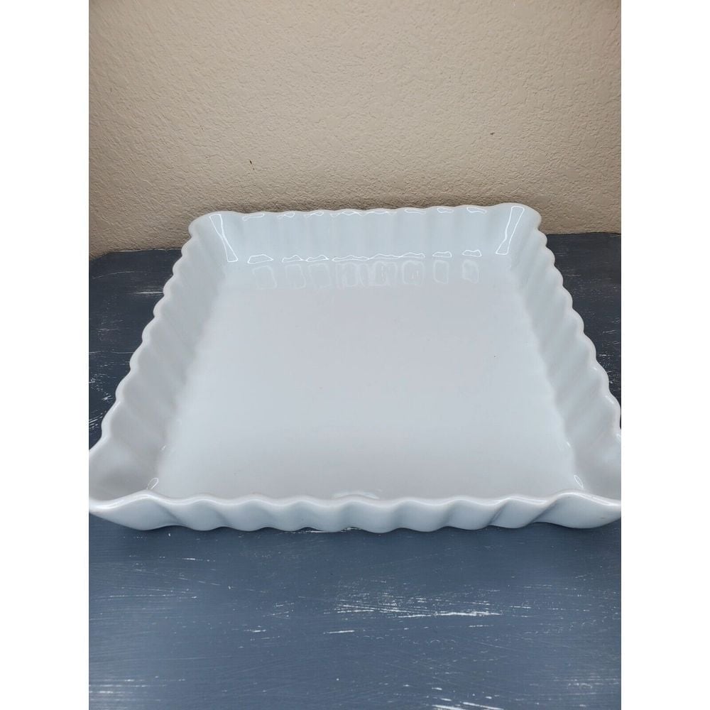 Crate & Barrel Square Porcelain White Scalloped XL Quiche Baking Serving Dish