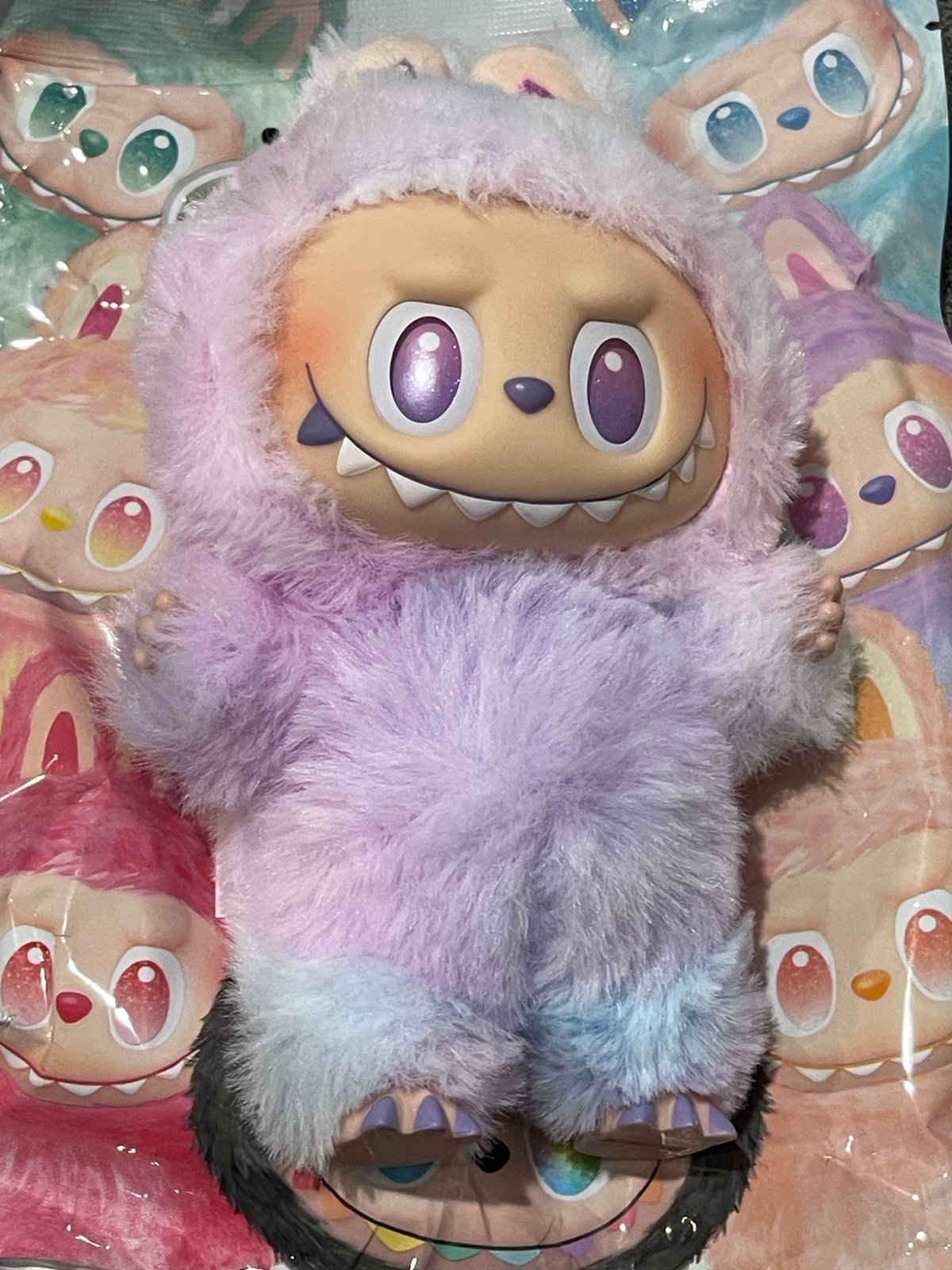 Pop Mart The Monsters Big Into Energy Labubu Vinyl Face