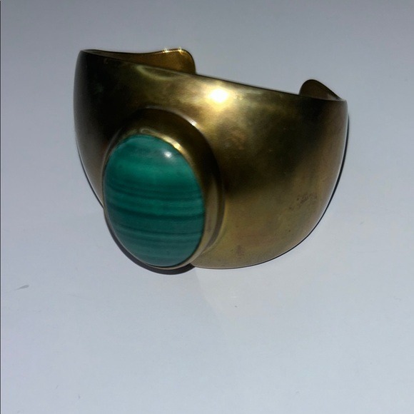 Elegant Gold and Green Stone Cuff Bracelet