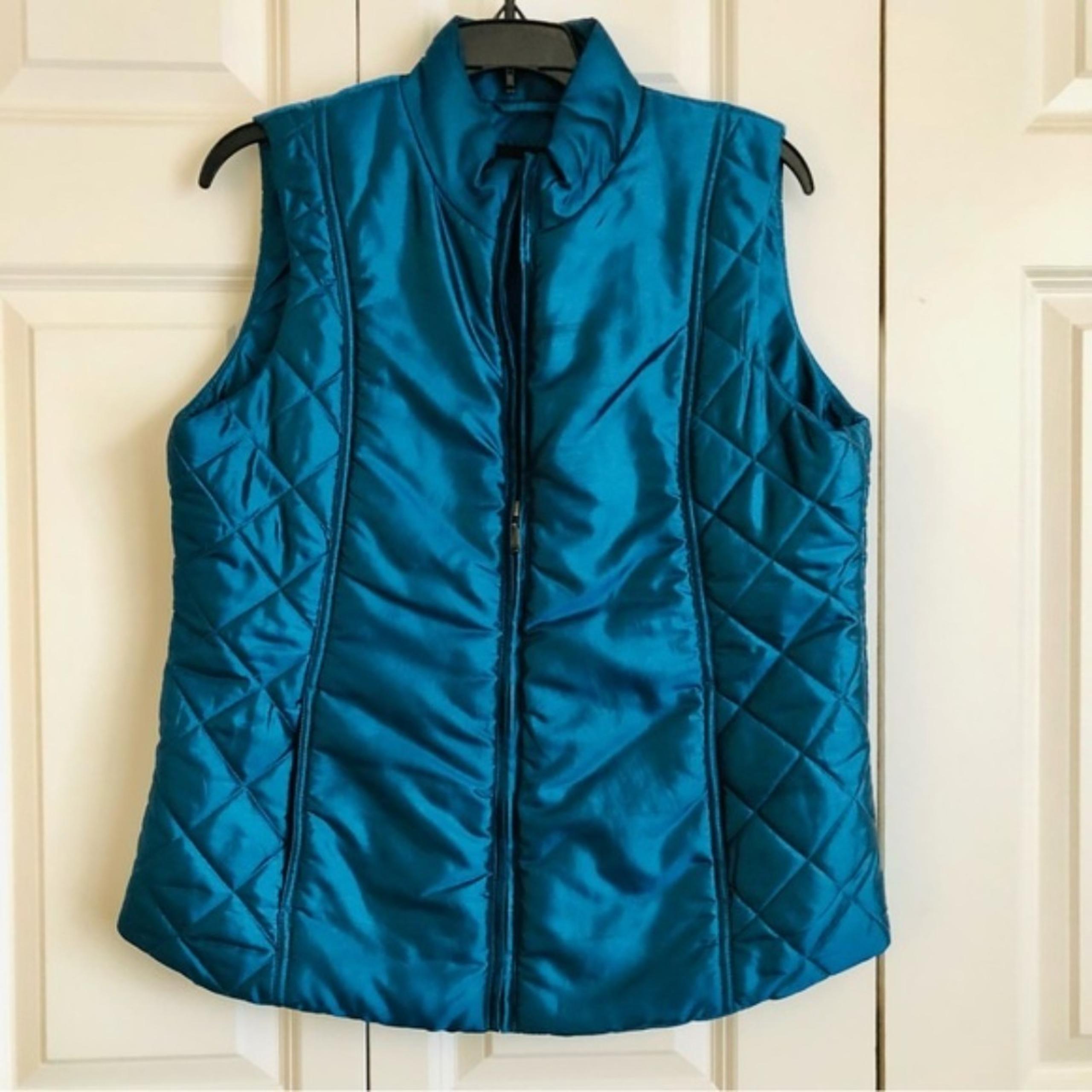 BLACK RIVET WOMENS BLUE PUFFER QUILTED VEST  SIZE S ZIPPER CLOUSURE 2 POCKETS