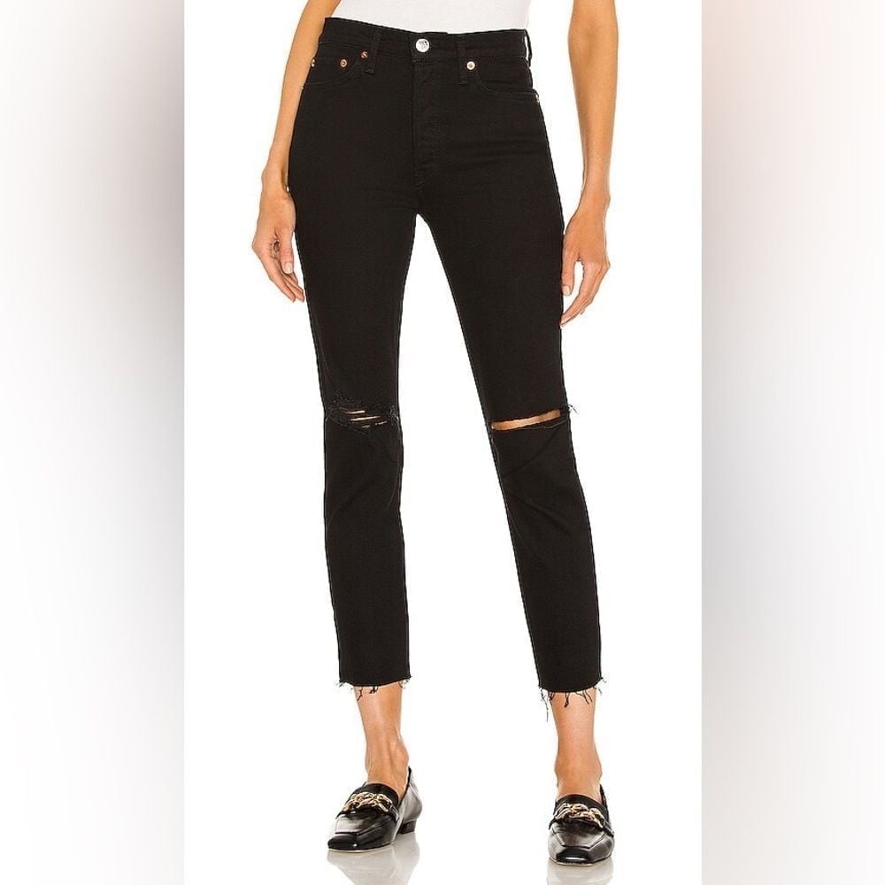 Re/Done Originals 90s High Rise Ankle Crop in Jet Black With Rips Size 25