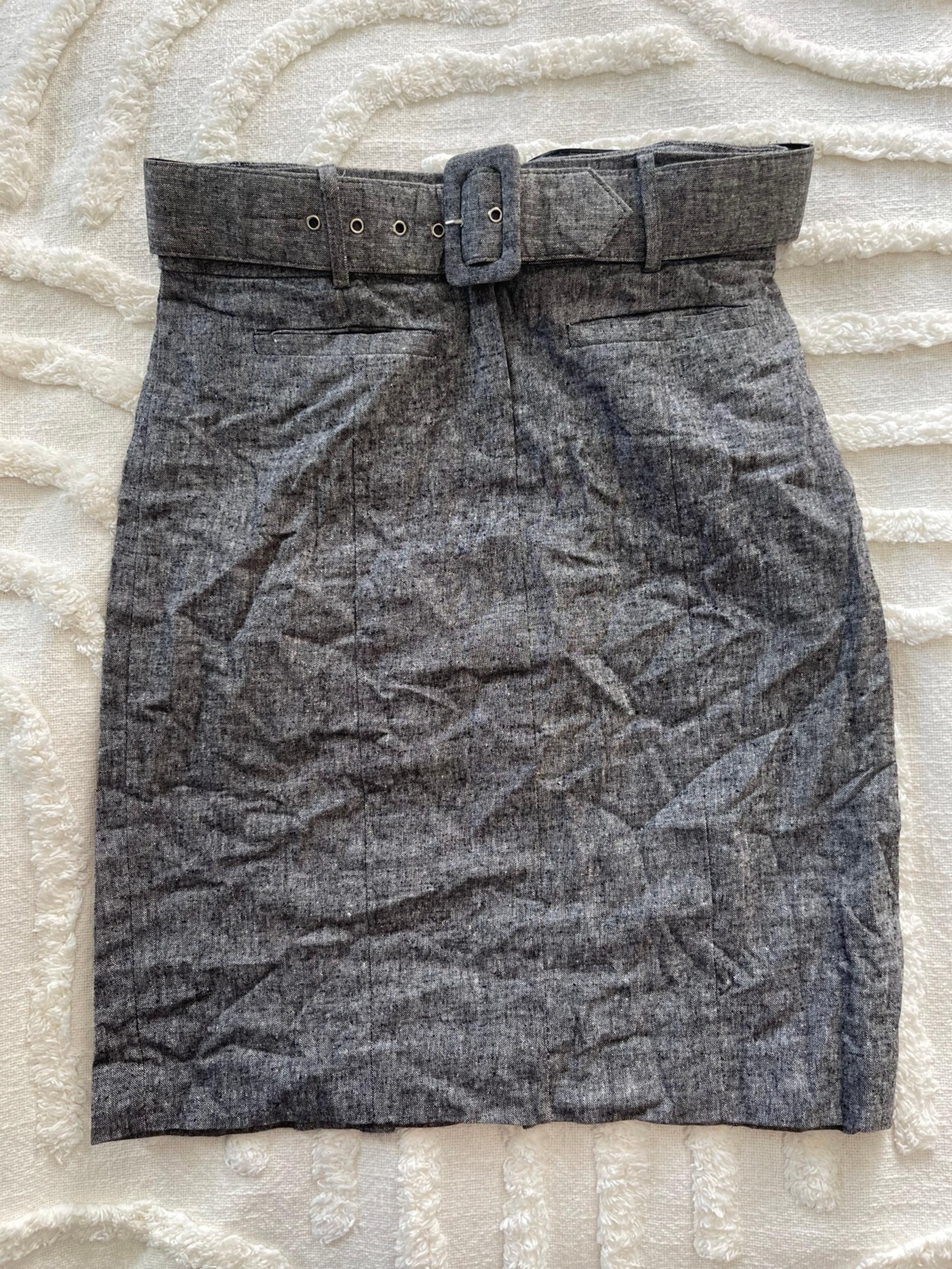 Women’s Forever 21 Pencil Skirt with belt, Black & Gray Size Medium # 2366