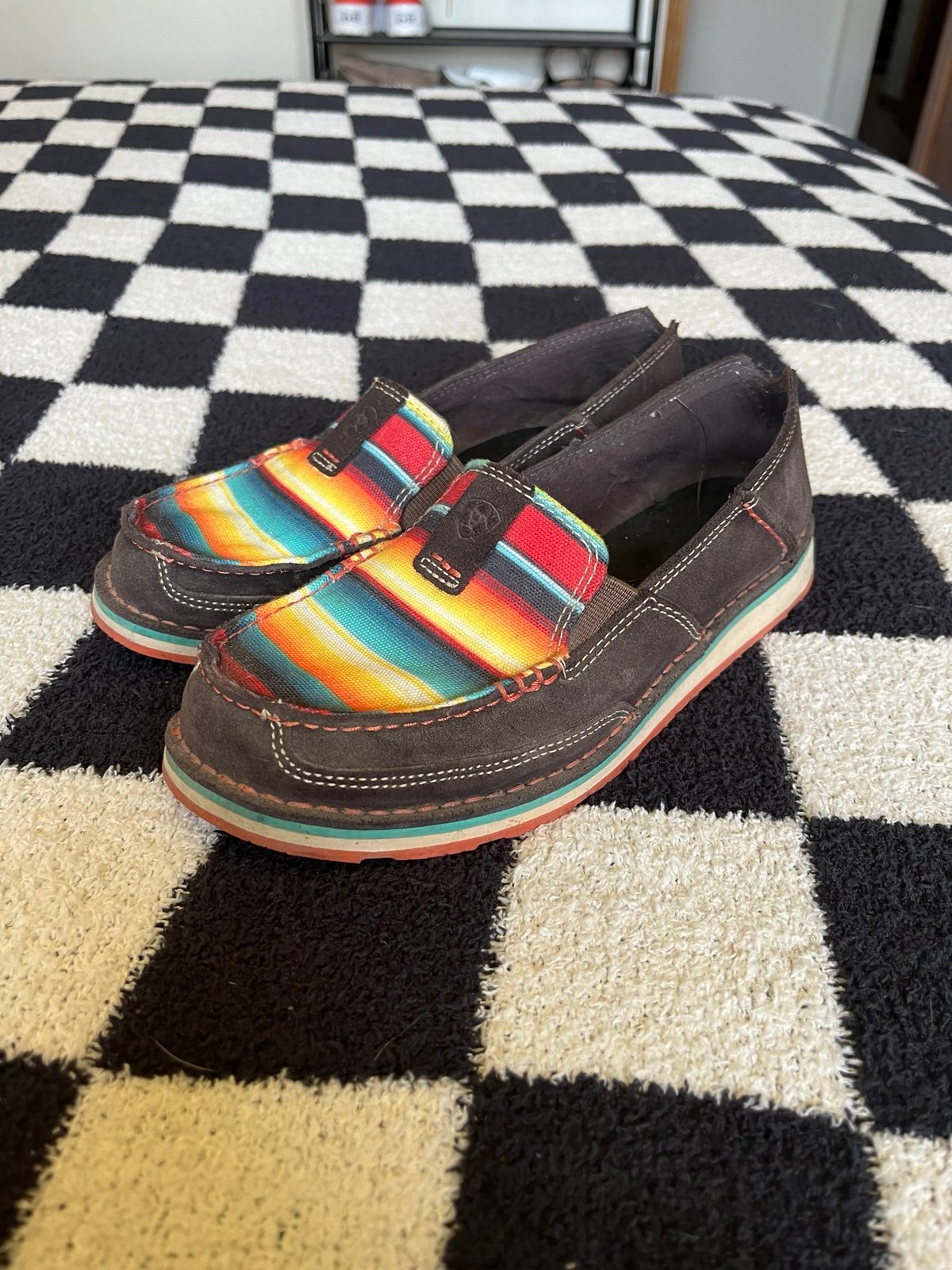 Ariat