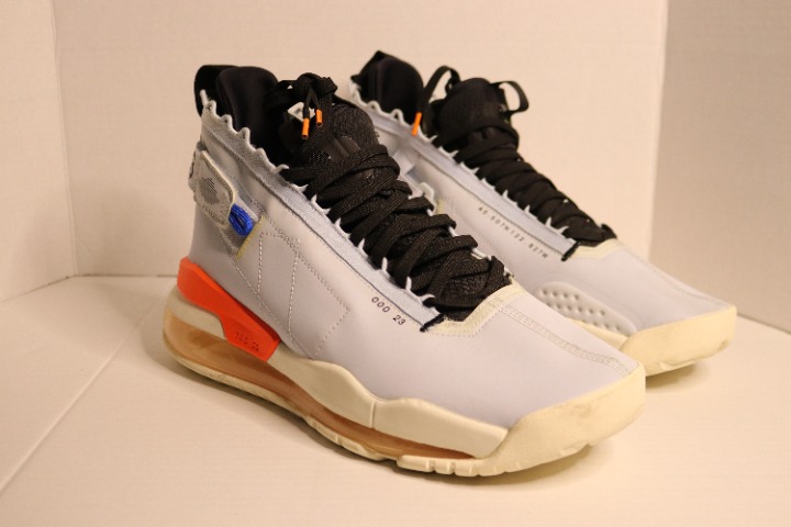 Air Jordan jump man 000 23