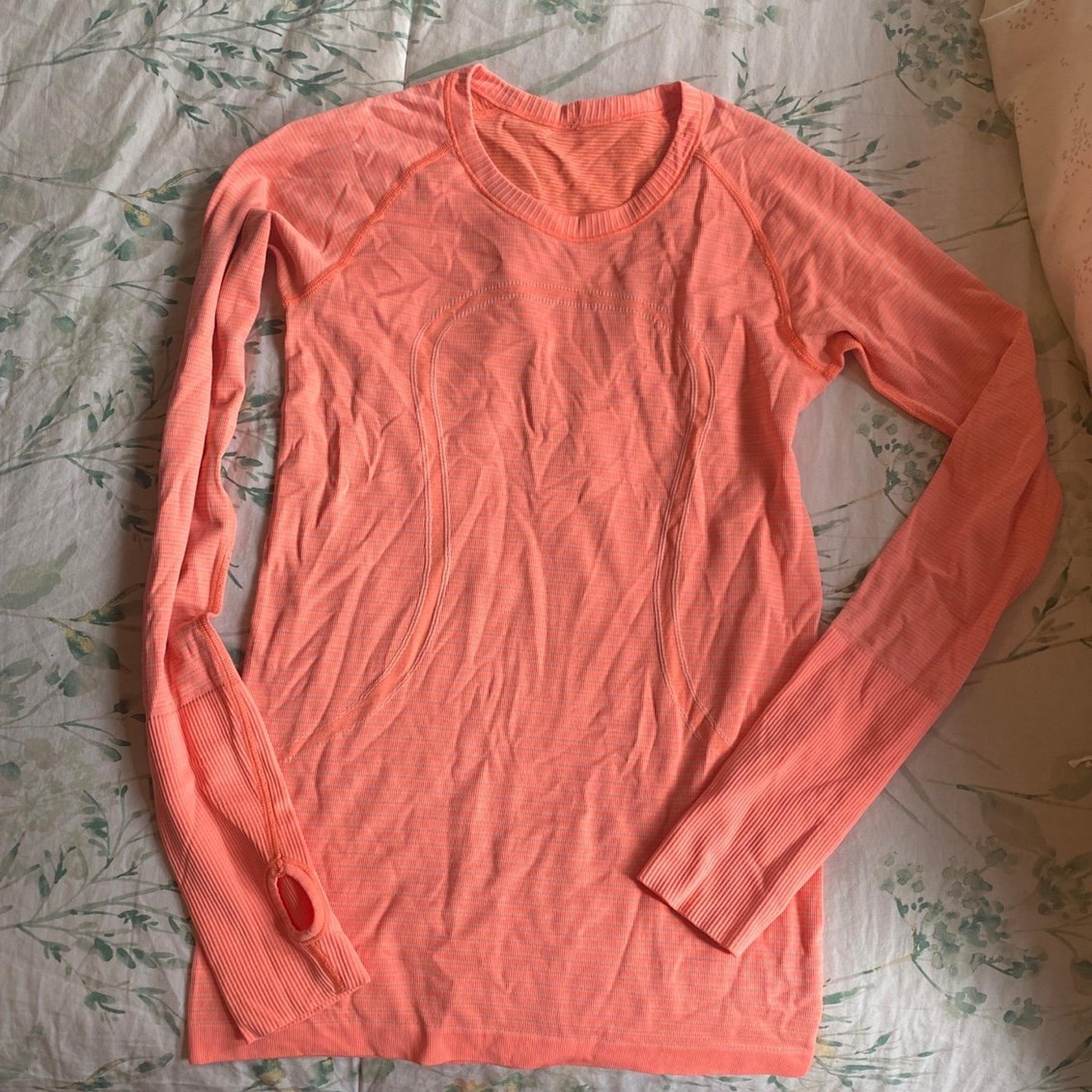 Lululemon coral swiftly tech long sleeve
