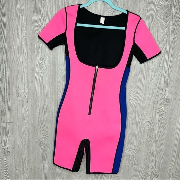 Hot shaper shape wear zip up for postpartum , post suger hot work out shaper L