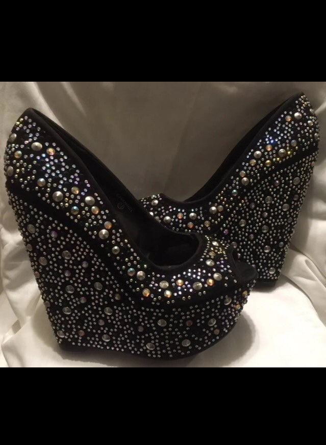 Kiss Kouture Wedge Heels -Dazzling/Sparkly Women’s size 7.5