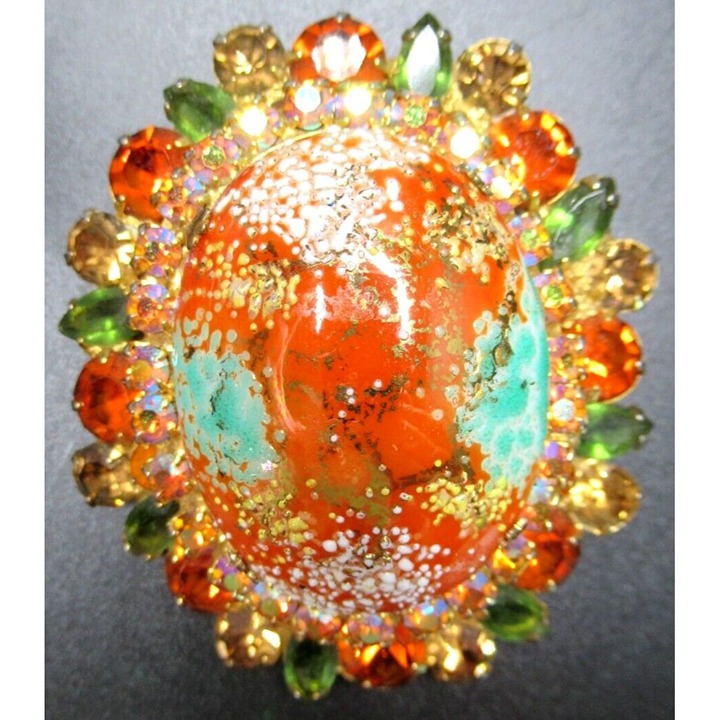 JULIANA BOOK PIECE Huge Stippled Easter Egg Cabochon Rhinestone Vintage Brooch