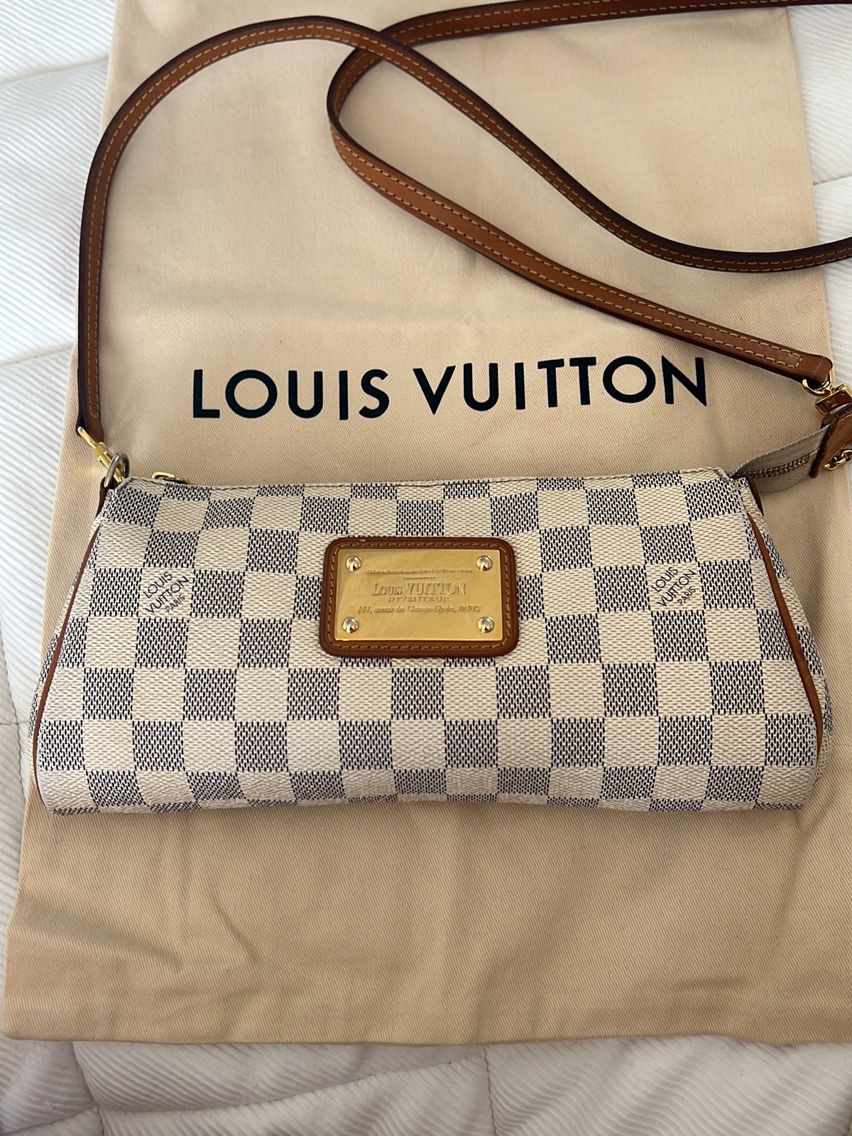 Louis Vuitton Damier Evene Pochette Sophie 2way Crossbody Bag Eva Leather  ref.297446 - Joli Closet