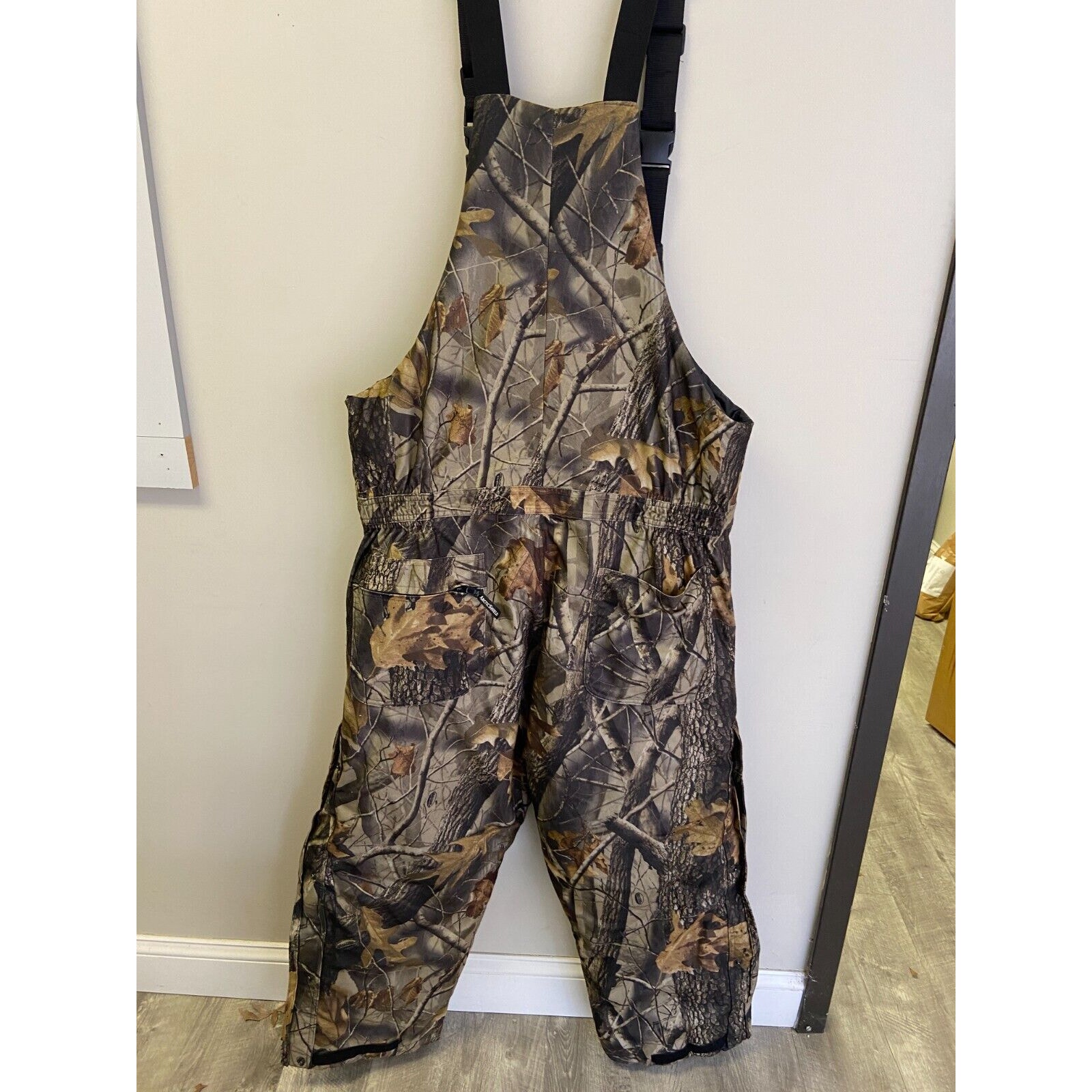 Arctic Shield Camo Insulated Quilt Lined Bib Overalls Men's Size Large 36-38