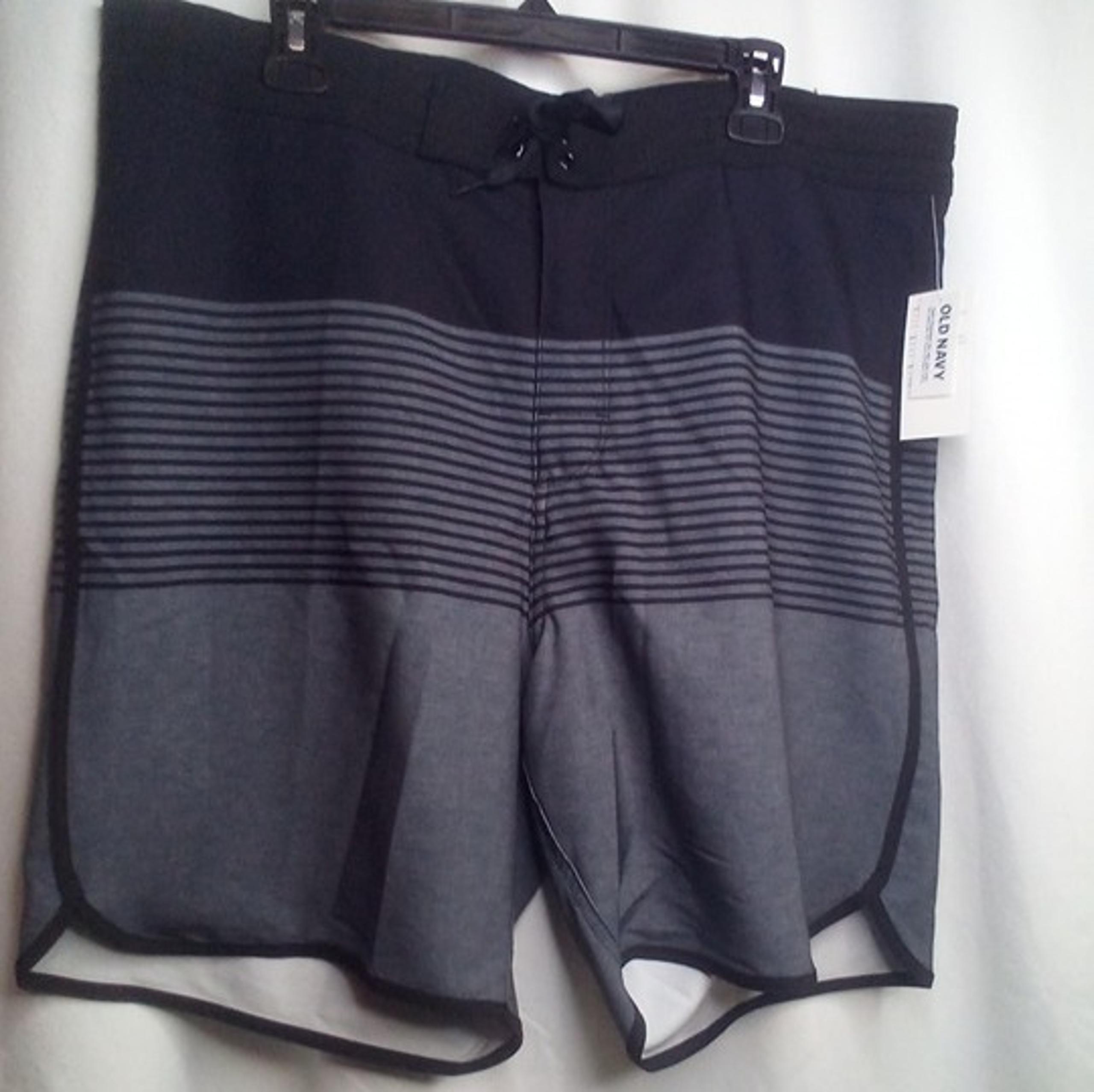 Old Navy Swim Trunks Shorts 40 Men UPF 40 Pocket Black Gray