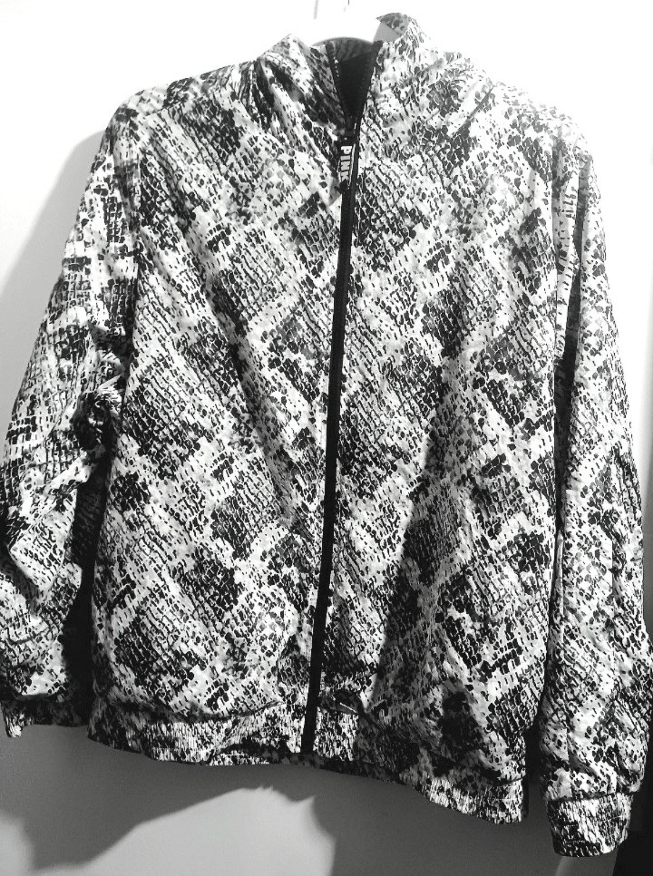 Women's PINK by Victoria Secret Windbreaker, Size X-Small